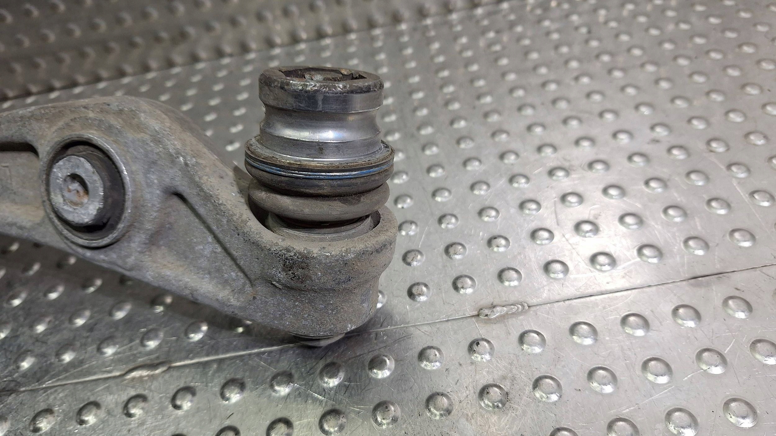 arm left front 8K0407155C AUDI A4 B8 A5 8T A7 A6 C7 Q5 8R PORSCHE MACAN