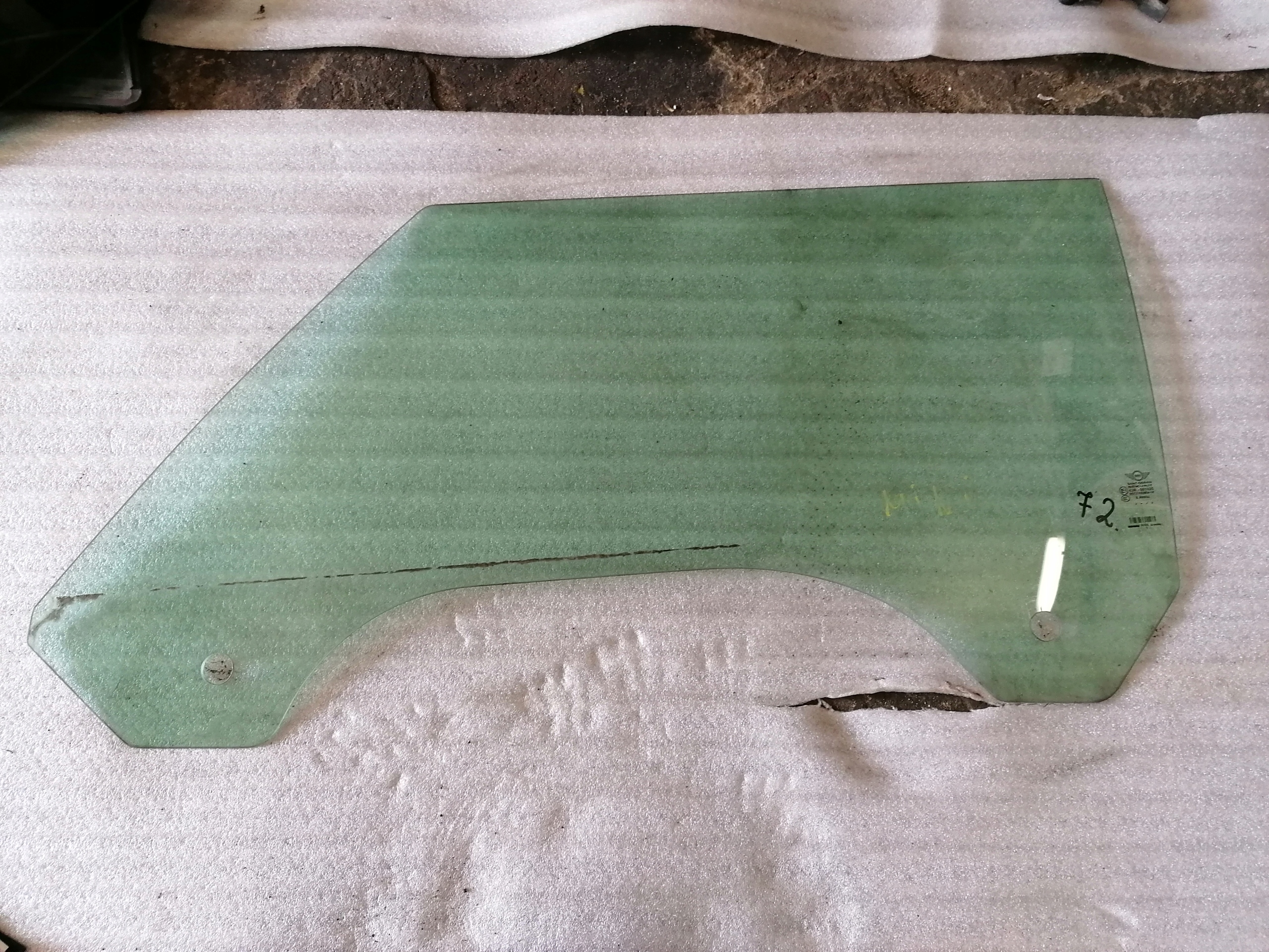 72 SZYBA BOCZNA MINI R56