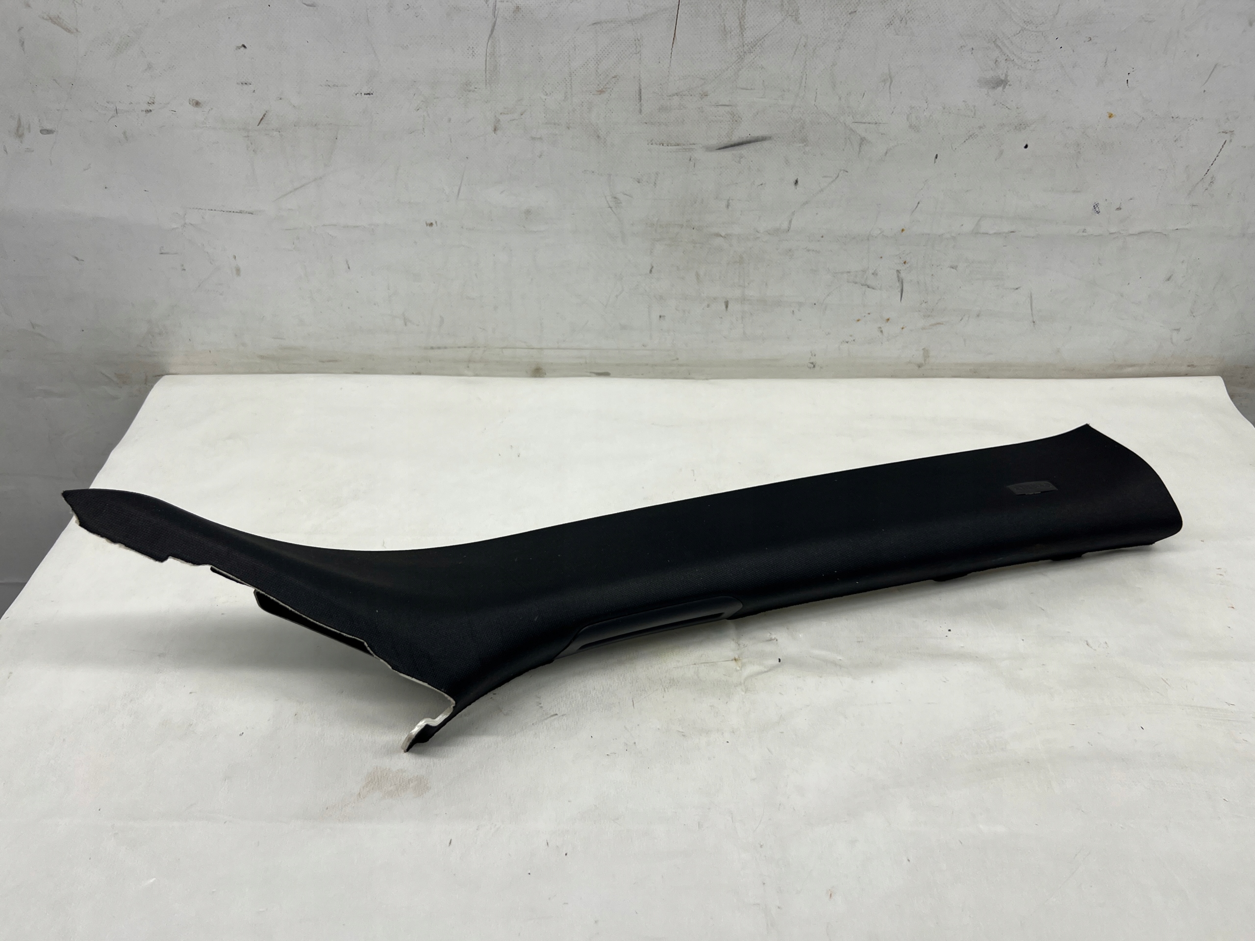 Range Rover Velar cover side slupka right right