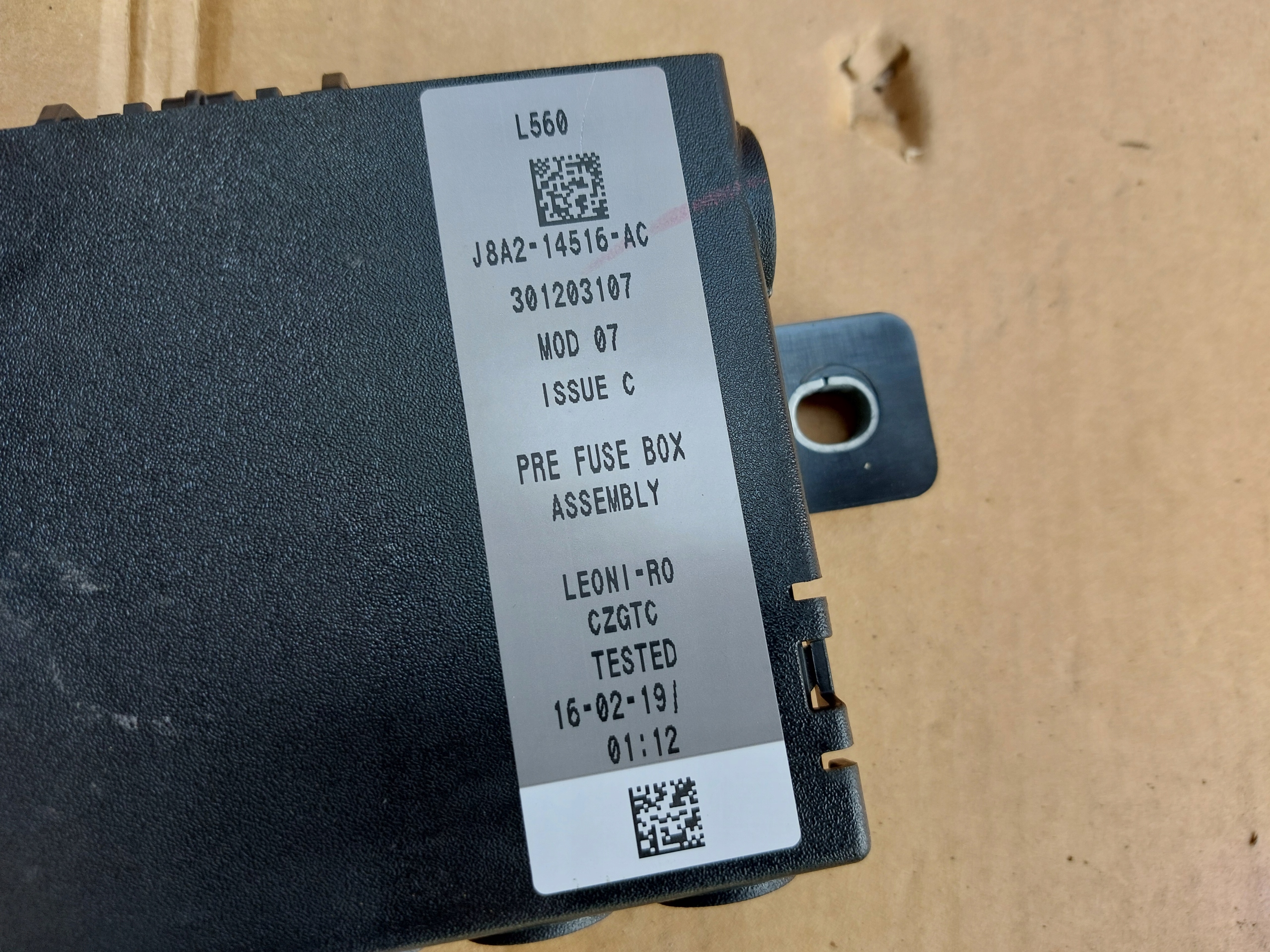 Module fusibles RANGE ROVER VELAR L560 J8A2-14516-AC
