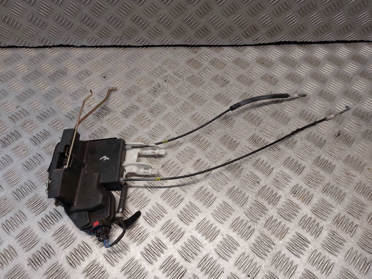 lock door right front HYUNDAI SANTA FE and
