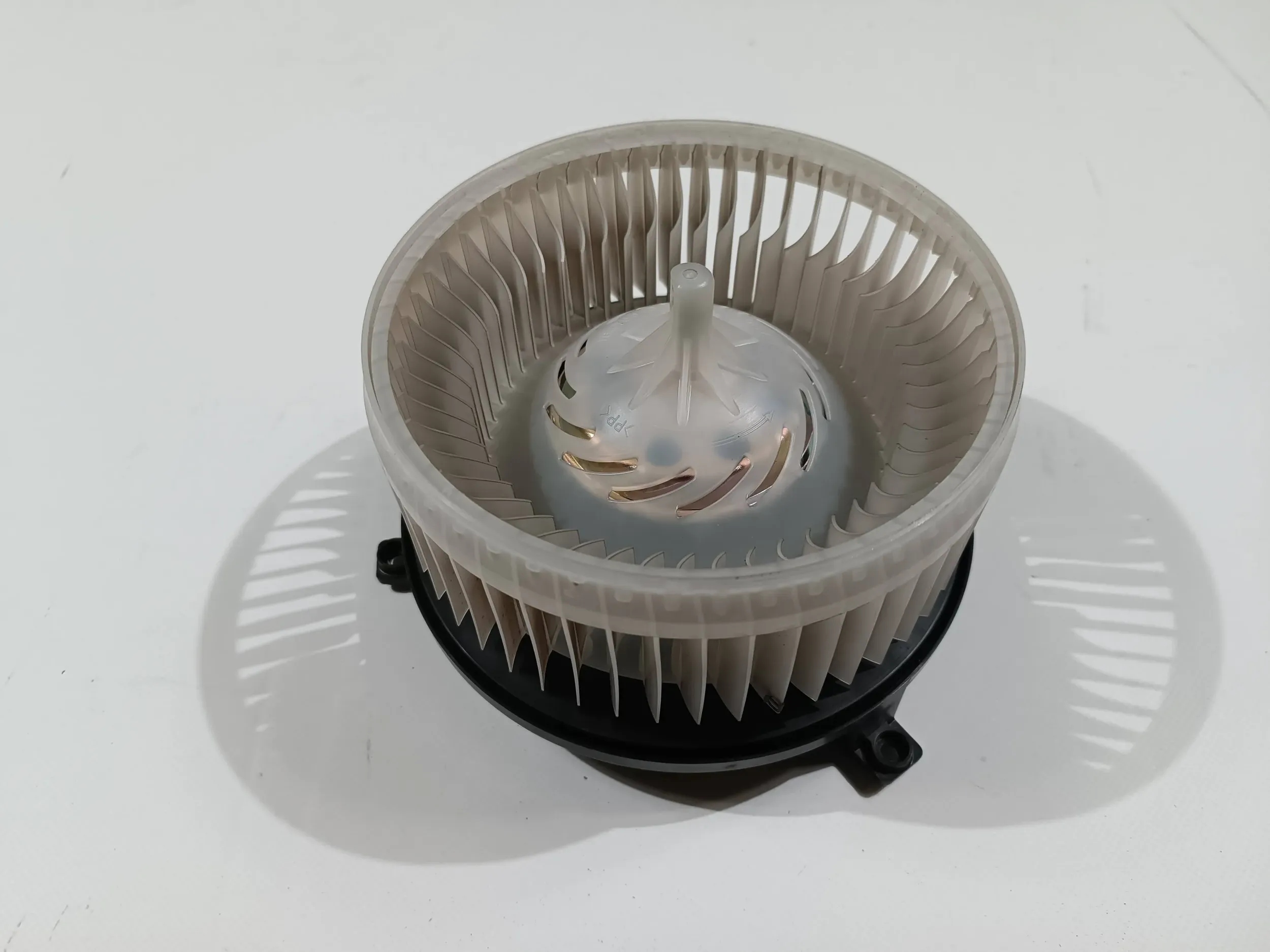fan heating air conditioning devices Chrysler Pacifica 2016