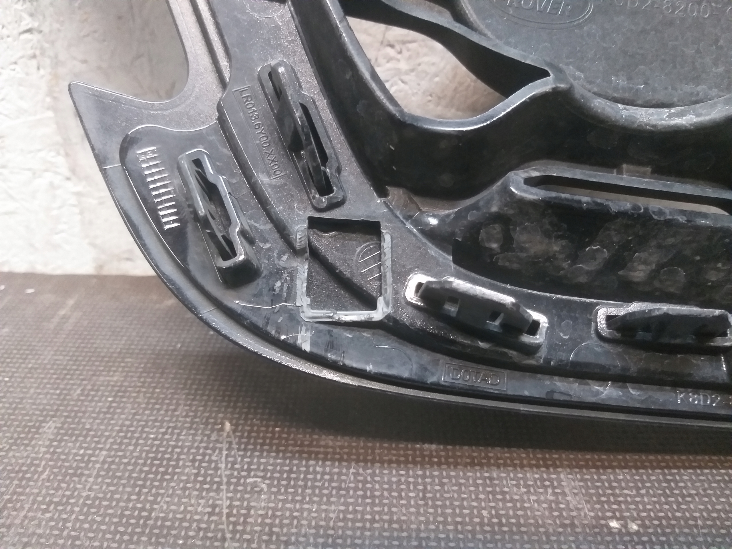 ATRAPA GRILL CZUJNIK OCHRONY PIESZYCH LAND RANGE ROVER EVOQUE II 2 18- Producent części Land Rover OE