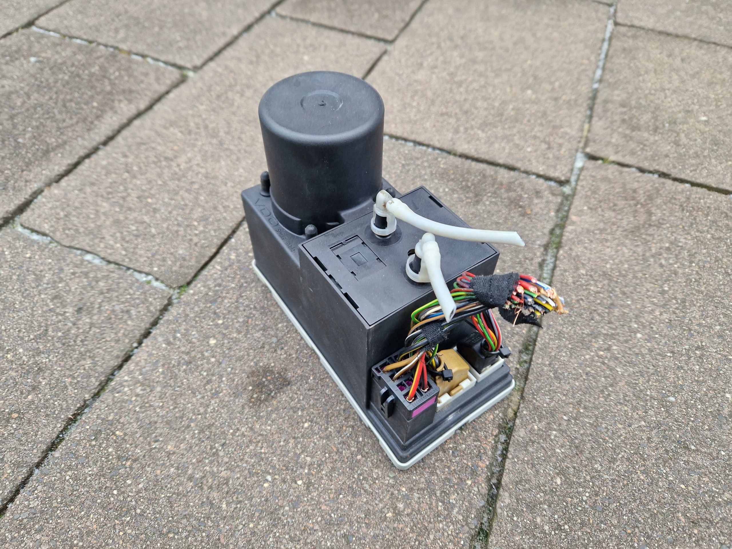 AUDI НАСОС ЦЕНТРАЛЬНОГО ЗАМКА 8L0862257G