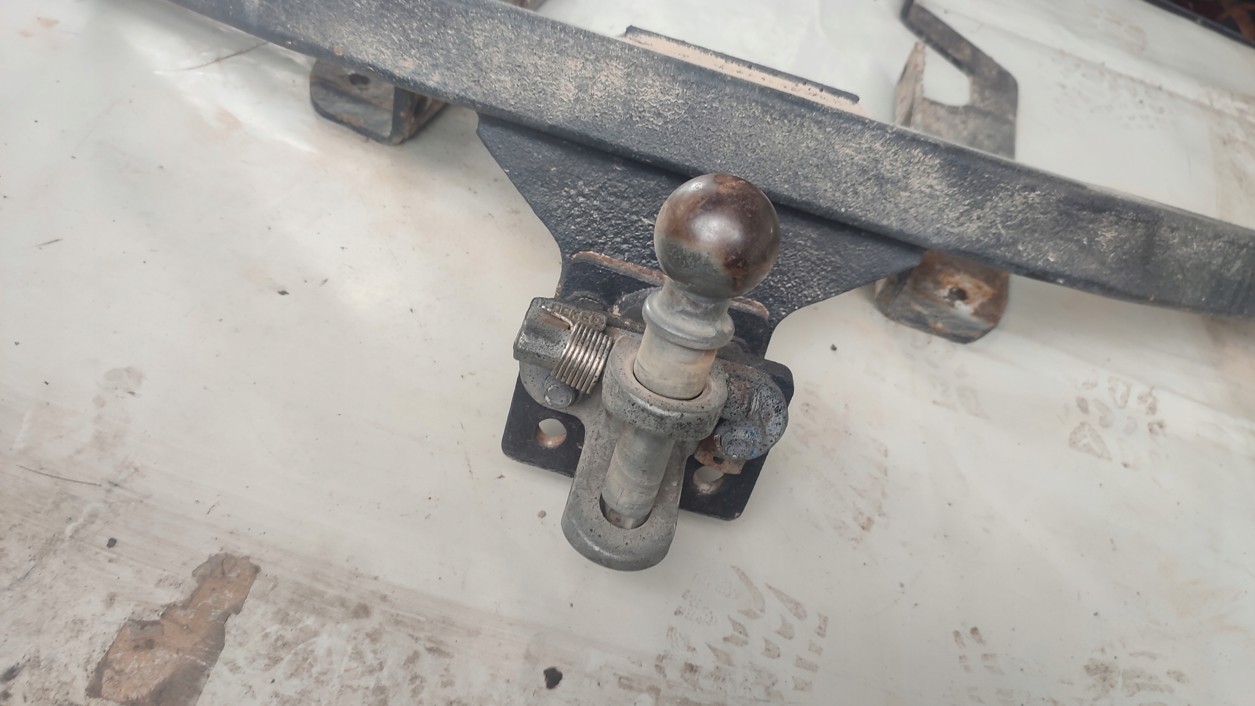 JEEP GRAND CHEROKEE WJ HAK HOLOWNICZY