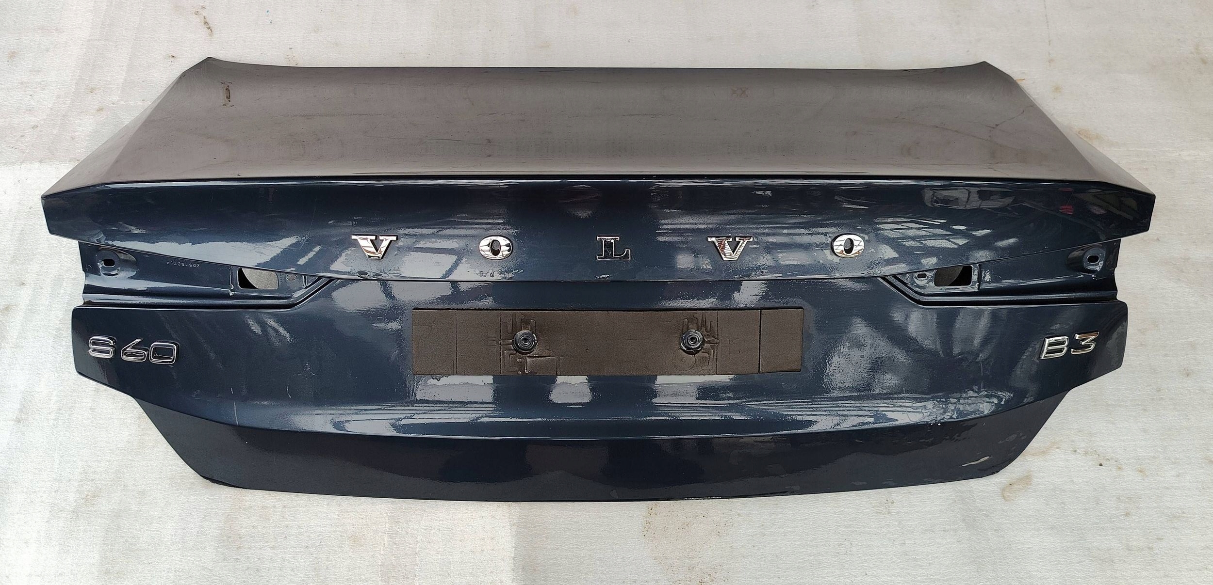 VOLVO S60 III TYLNA KLAPA BAGAŻNIKA