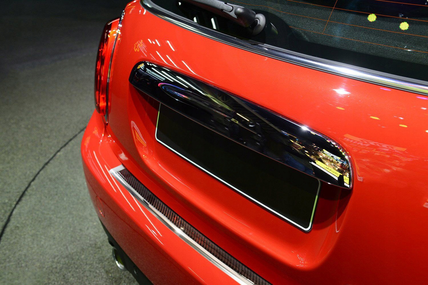 Ochranná lišta na nárazník Mini Hatch III F56 2014-2024 Hb