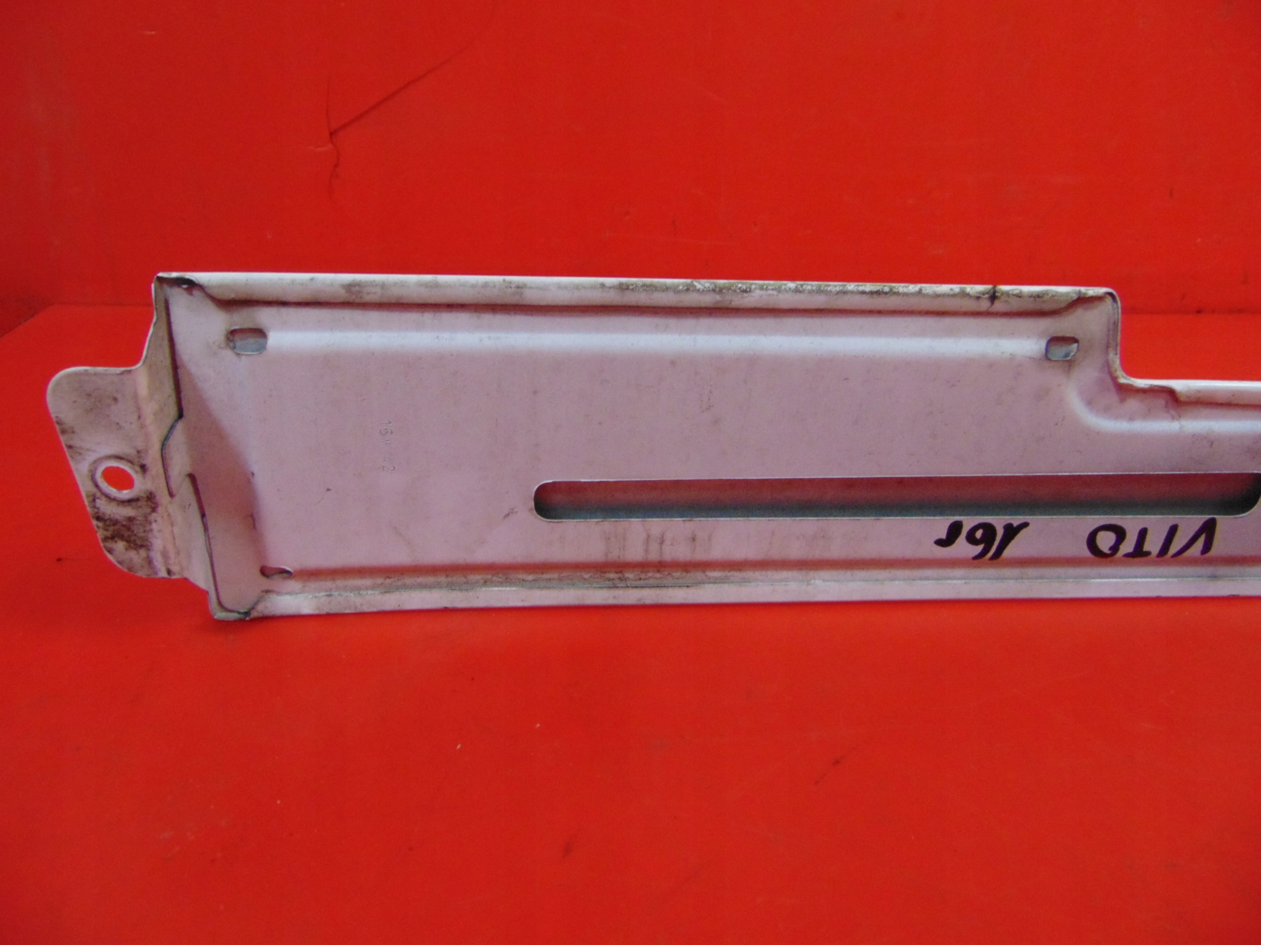 VITO W447 moulding PROWADNICY door right 9147