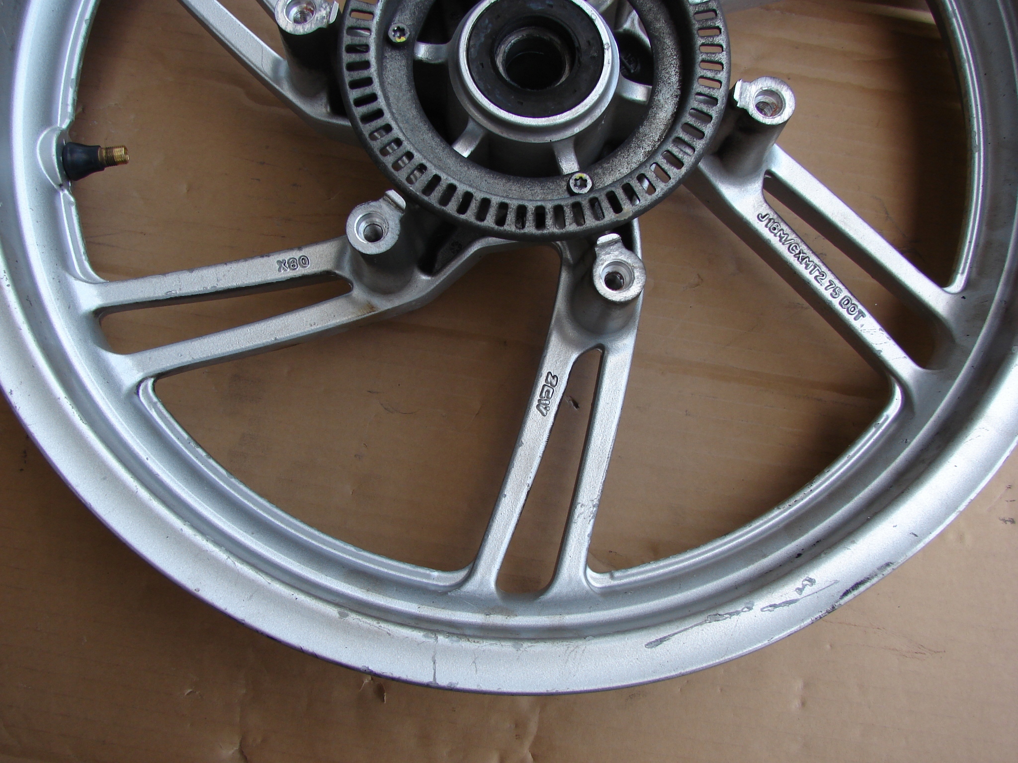 Обод переднего колеса Honda Sh 300 15-20