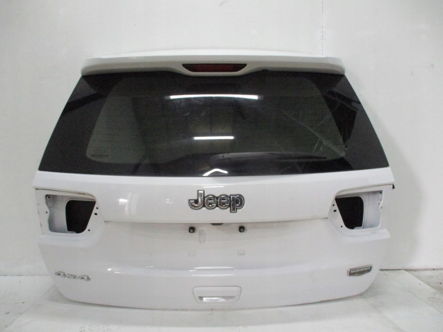 Klapa JEEP GRAND CHEROKEE KAMERA 16R