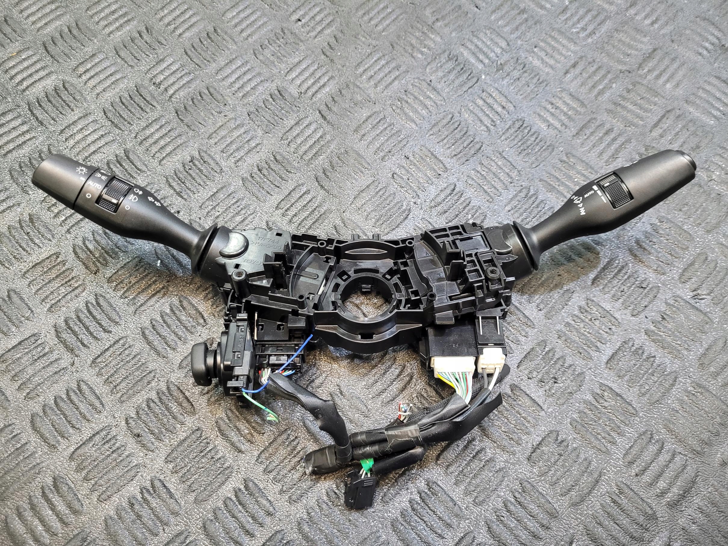 DEVIO LUCI DEVIO MANETKA luci indicatore direzione 30350 17F773 LEXUS GS 4 IV GS250 12