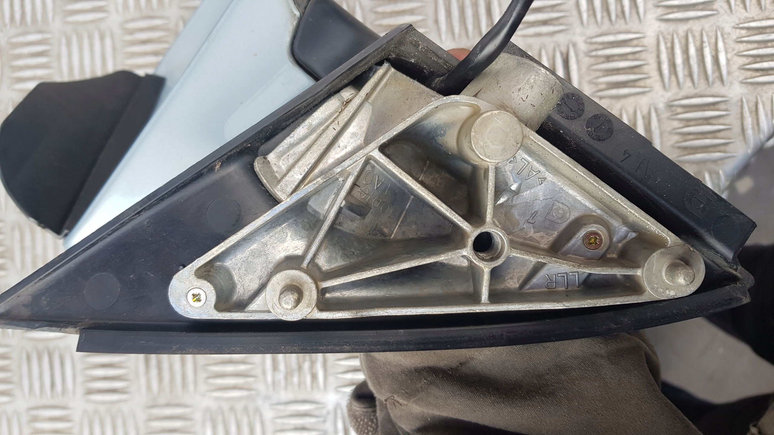 AUDI A4 B6 mirror right LY7R 5 PIN