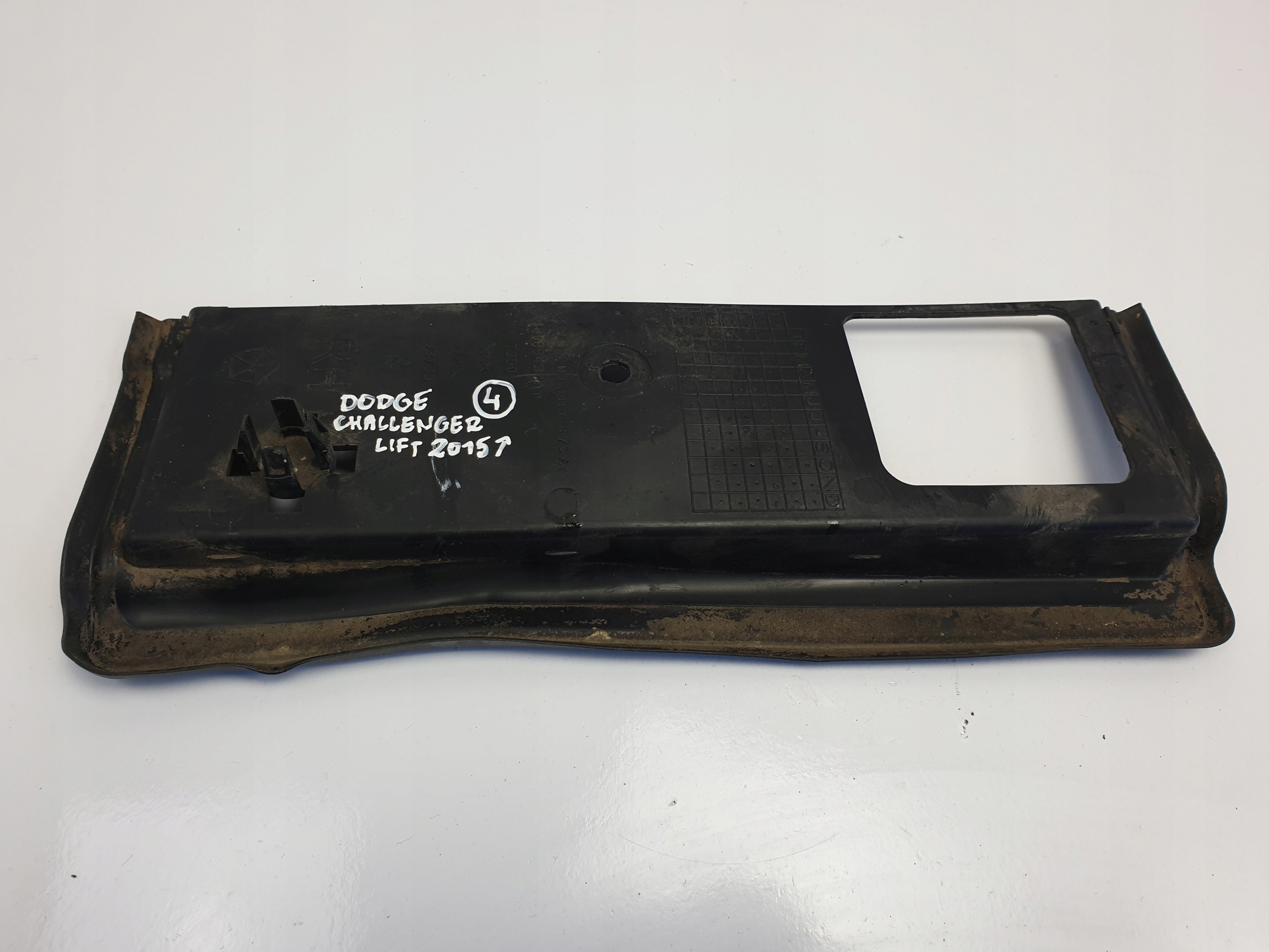 Dodge Challenger 15-капот корпус 68089434ad