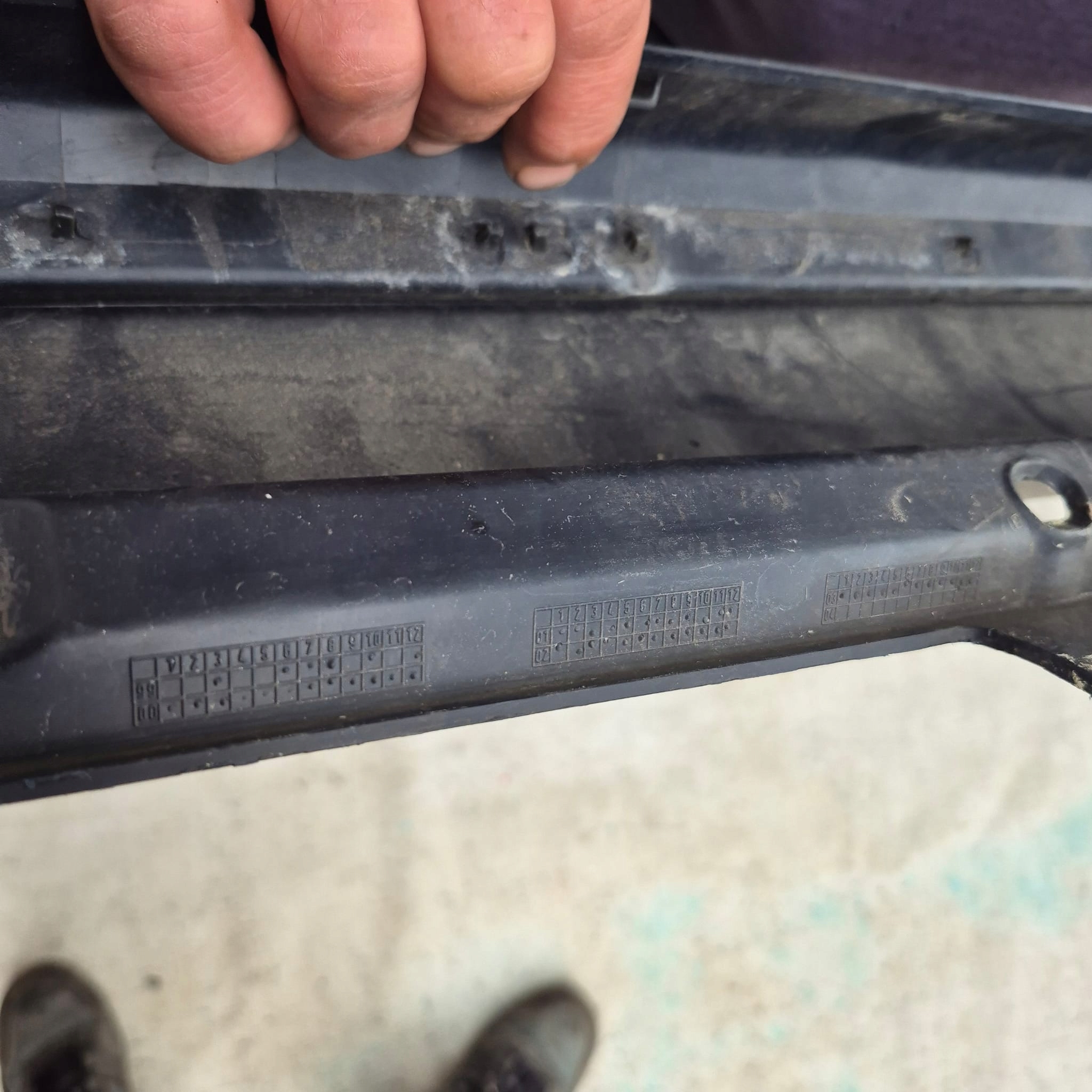 VOLVO XC70 and 1 00-07 threshold left moulding threshold left