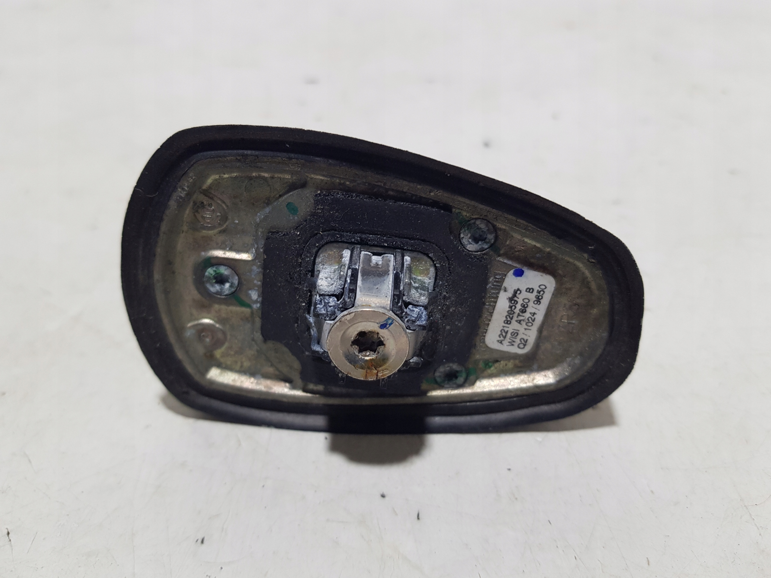 ANTENA dach GPS MERCEDES W207 W221 2218205975