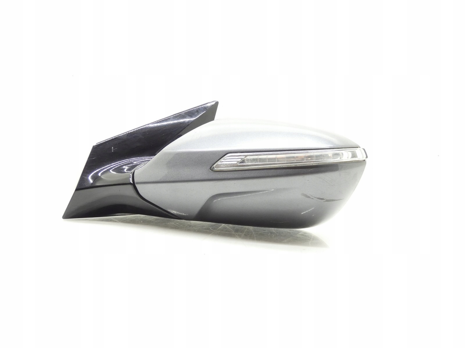 mirror exterior left HYUNDAI I40 11-15R TITANIUM SILVER 8 PIN