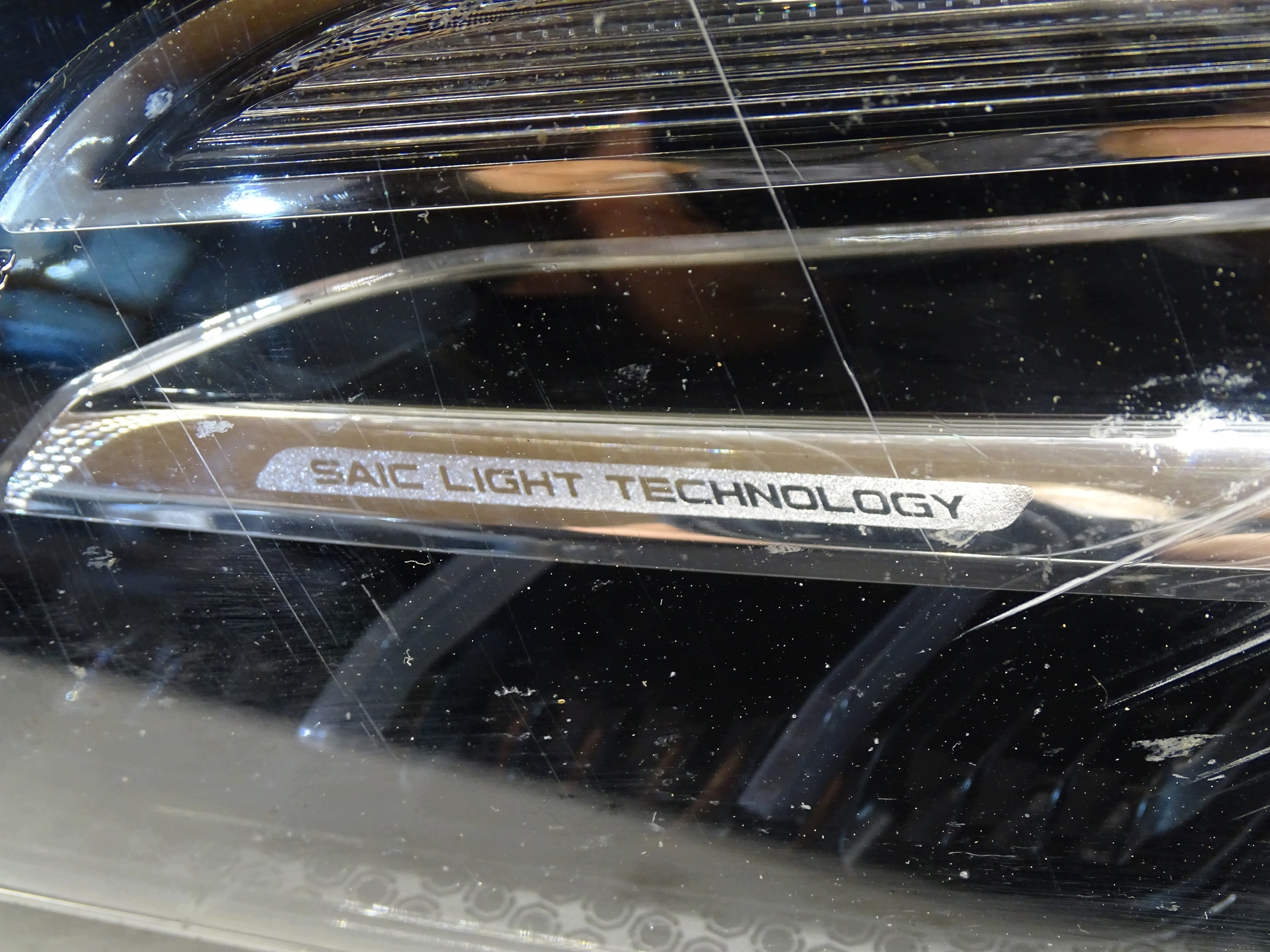 light left front left front MG HS FULL LED UK