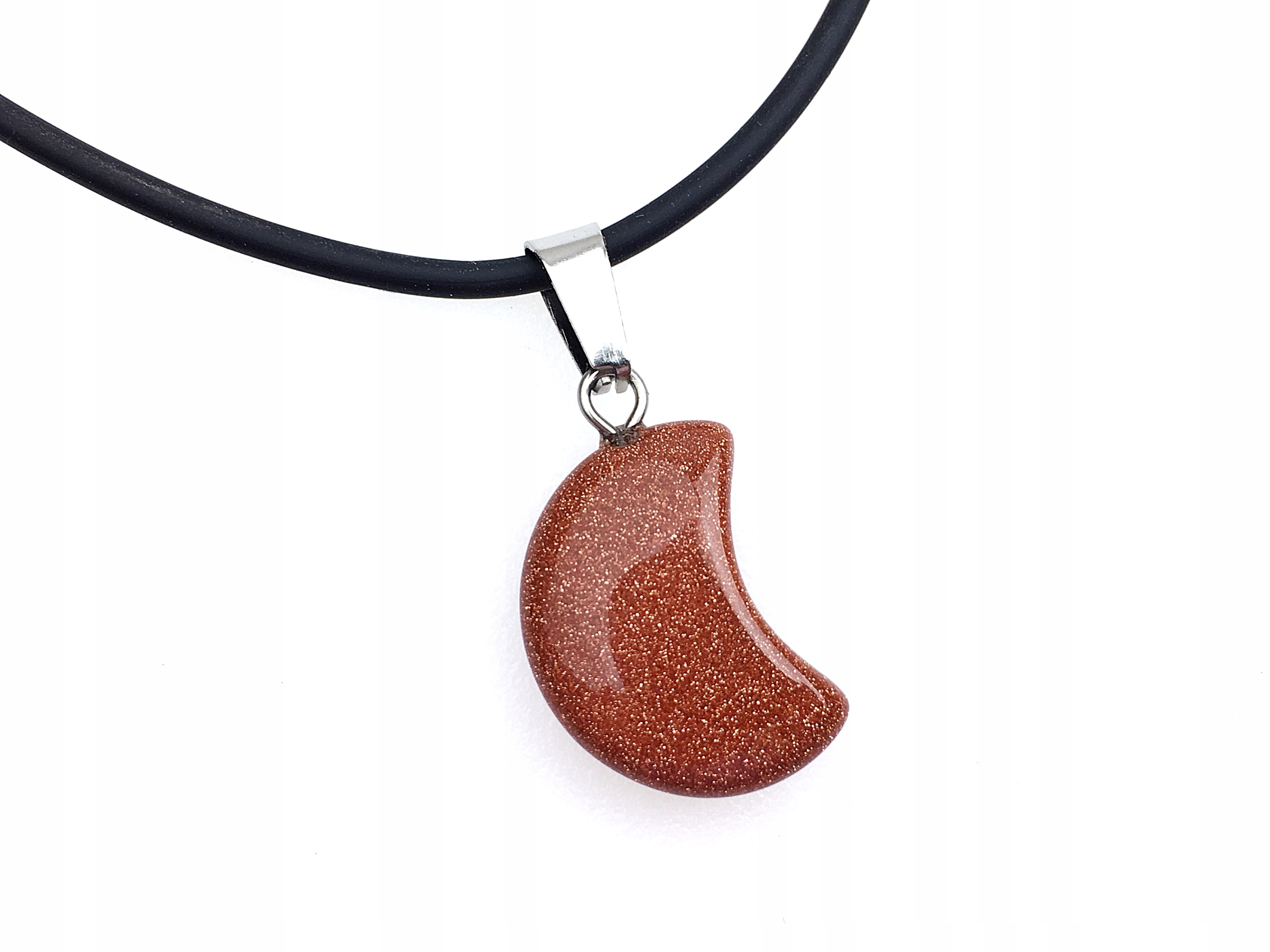 

zawieszka księżyc amulet kamień piasek pustyni