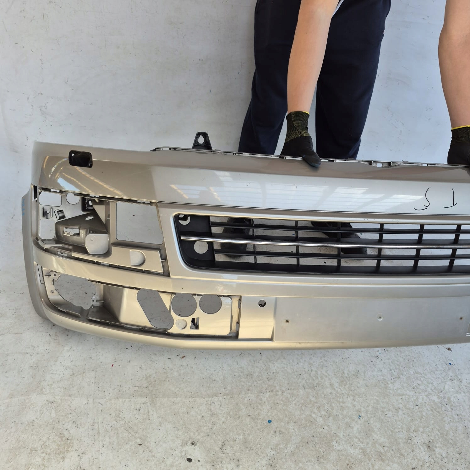 VW TRANSPORTER T5 MULTIVAN LIFT 09-15 bumper front front washer PDC