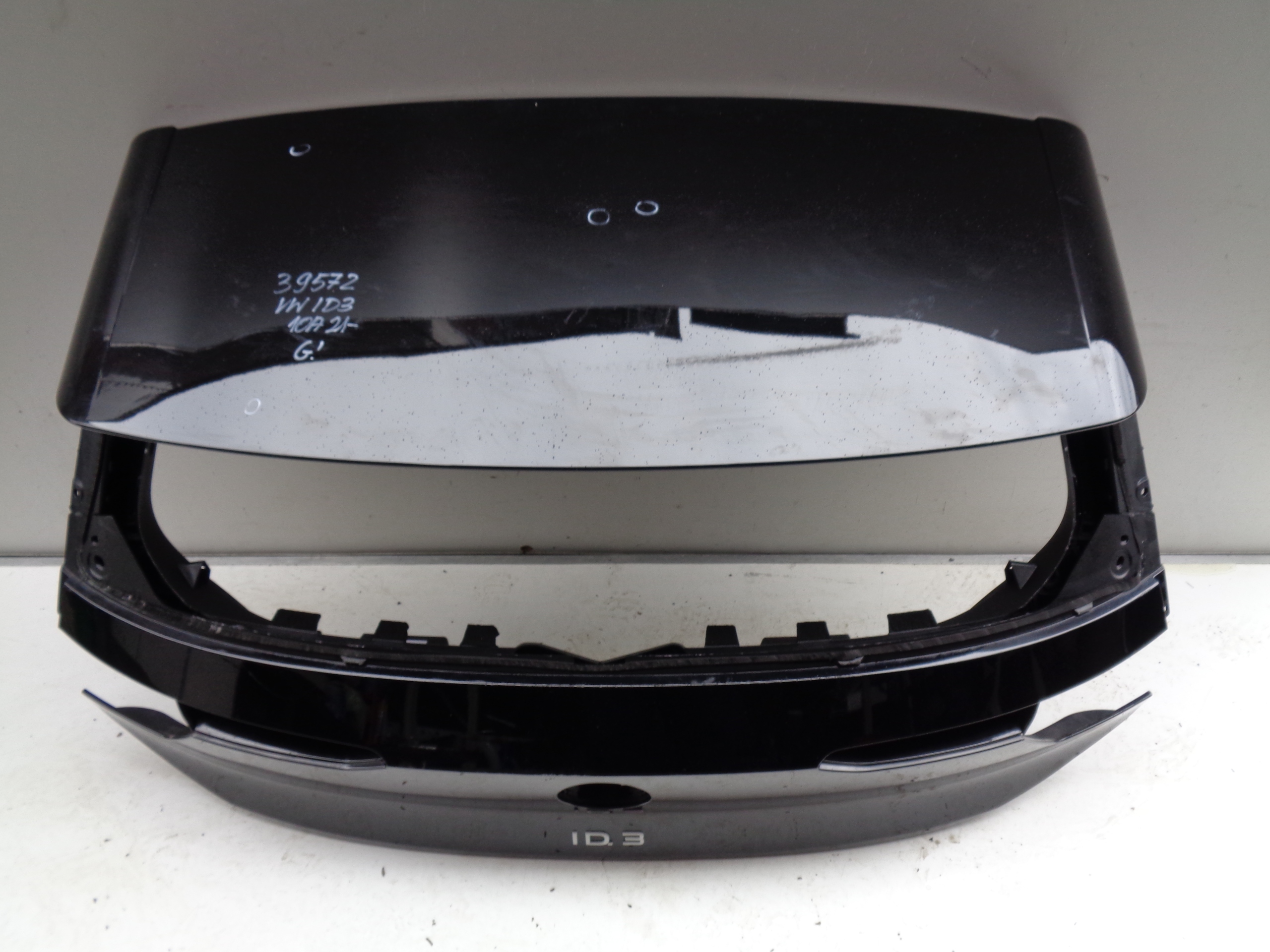 HECKKLAPPE VW ID3 10A 21- NR 39572