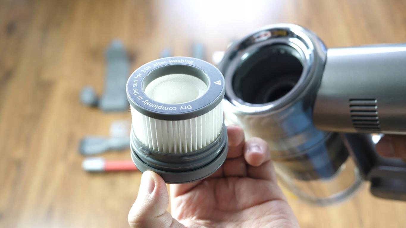 ODKURZACZ BEZPRZEWODOWY RĘCZNY PIONOWY V11 Czas pracy bezprzewodowej 90 min