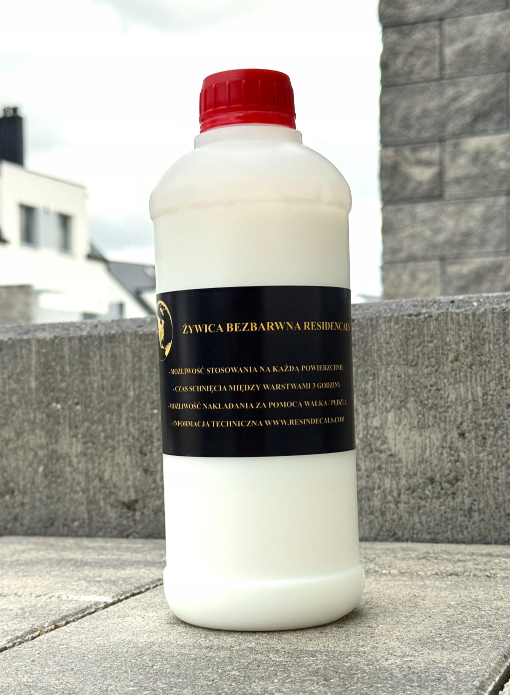 Żywica bezbarwna resin decals na elewacje tarasy ściany schody płytki dom