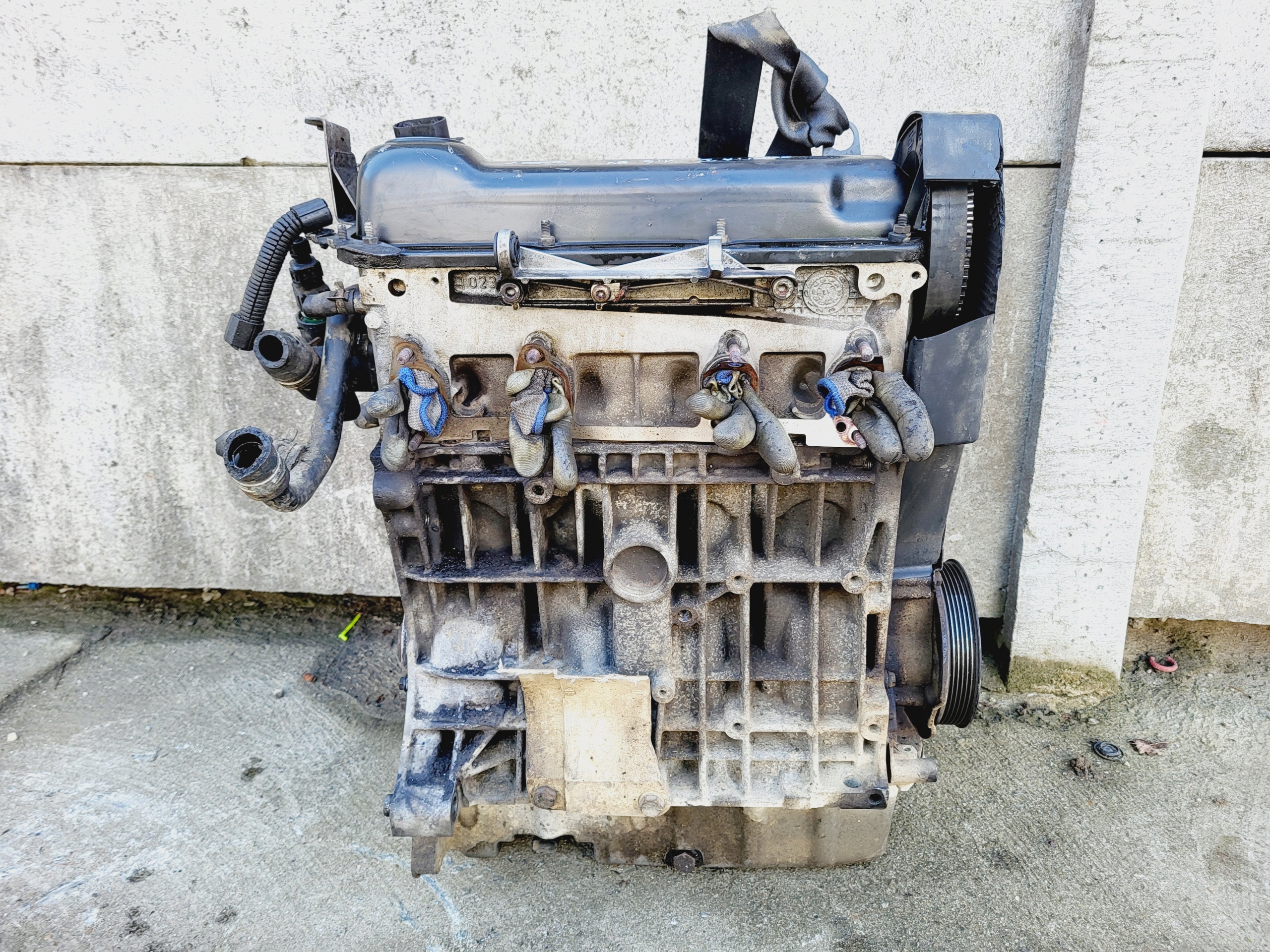 engine SKODA OCTAVIA and 1.6 8V AKL 233Tys 2000r
