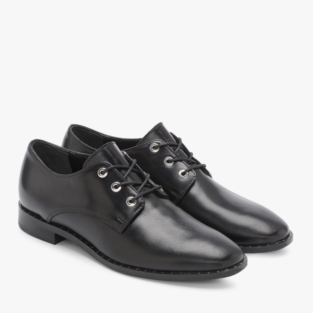 

Ryłko czarne skórzane półbuty damskie 36.5