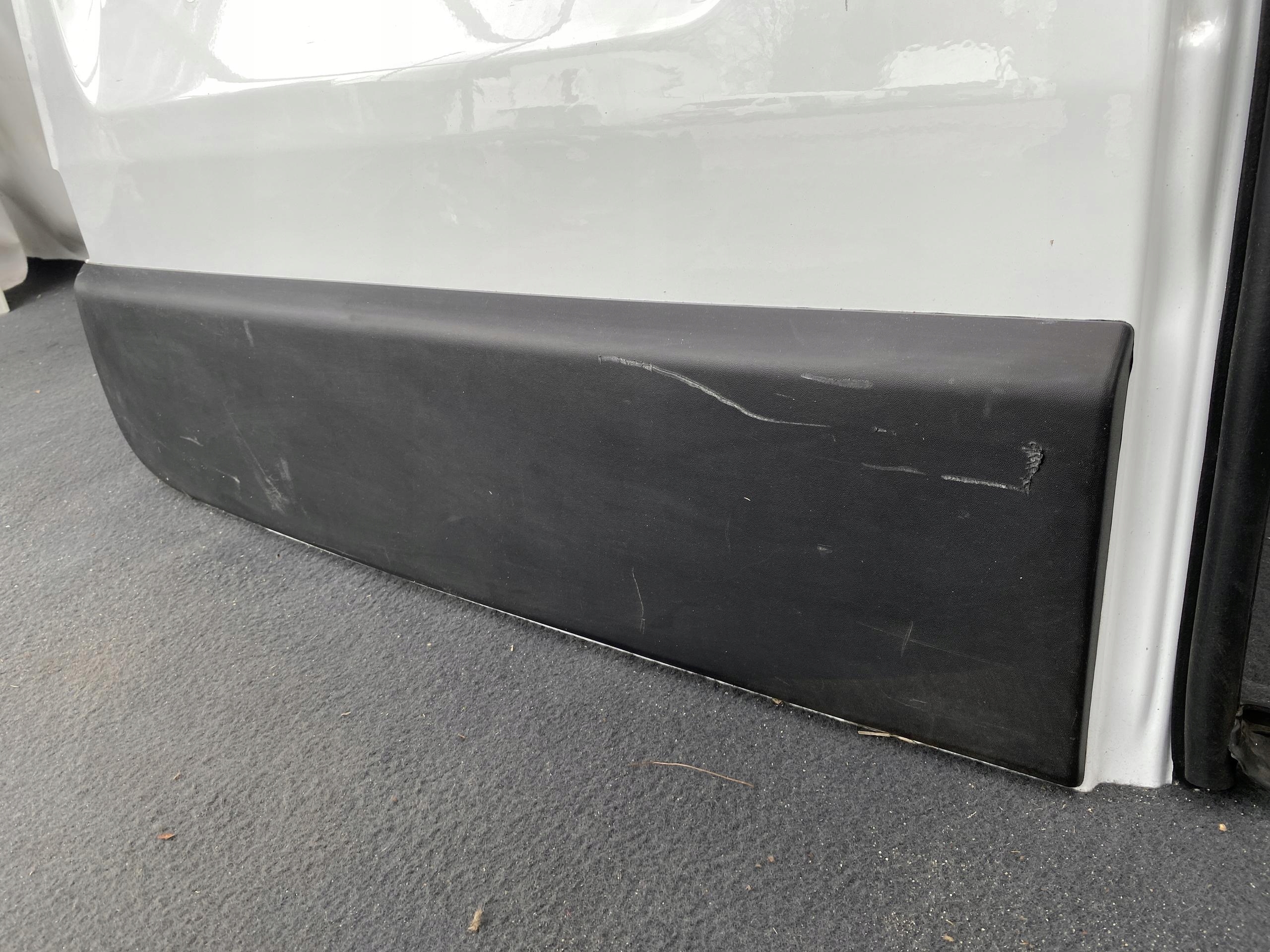 MASTER 3 4 MOVANO NV400 10- door rear. rear part left BIALE ORYGINALNE