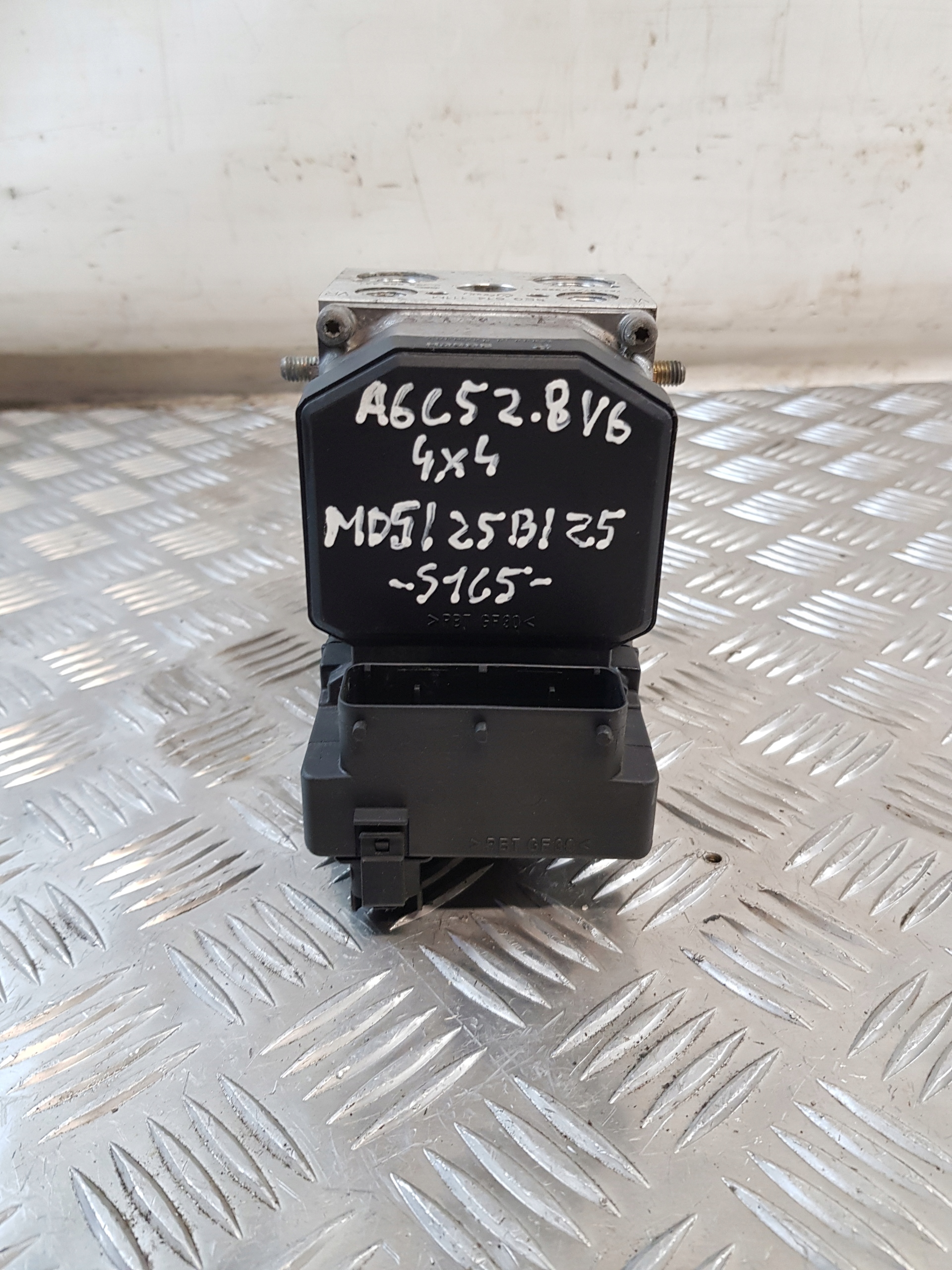 Pompa ABS 8E0614111M 0265220441 0273004134 AUDI A6 C5 2.8 V6