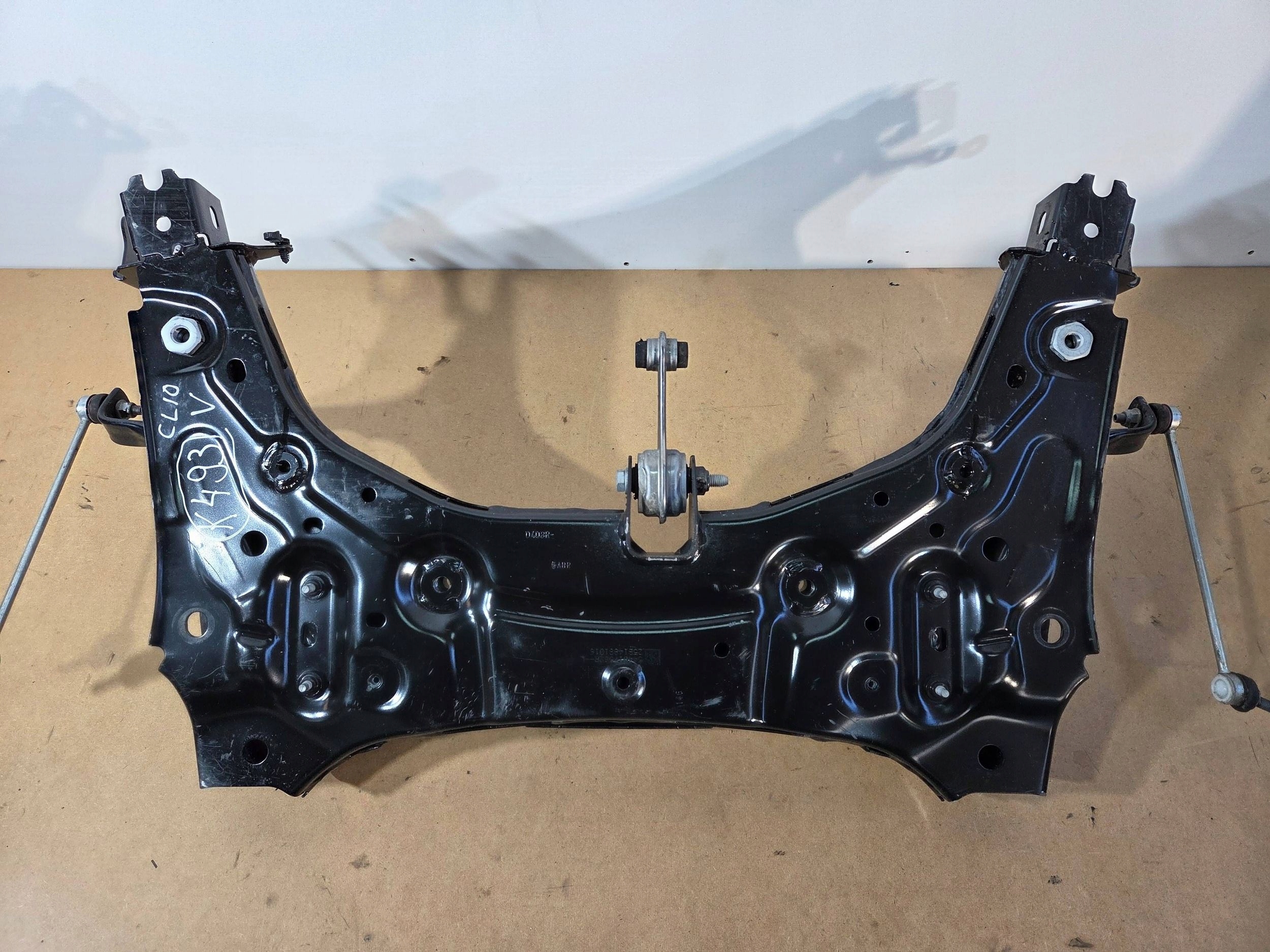Renault Clio V 2025r axle beam front 9318R (K493)