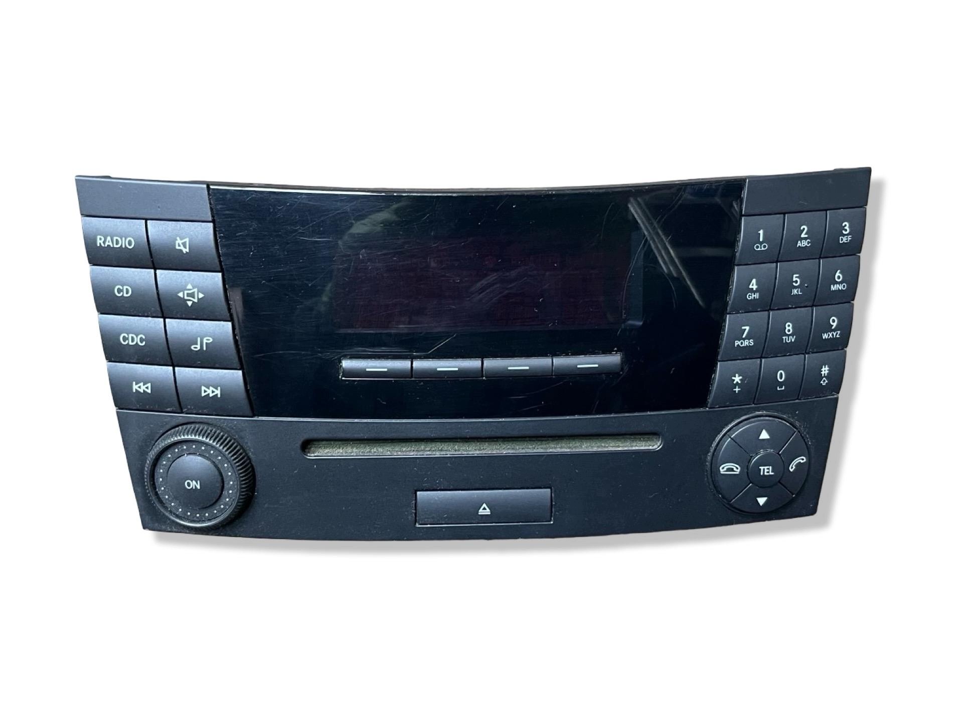 Radio auto Mercedes-Benz E W211 2003 A2118209789