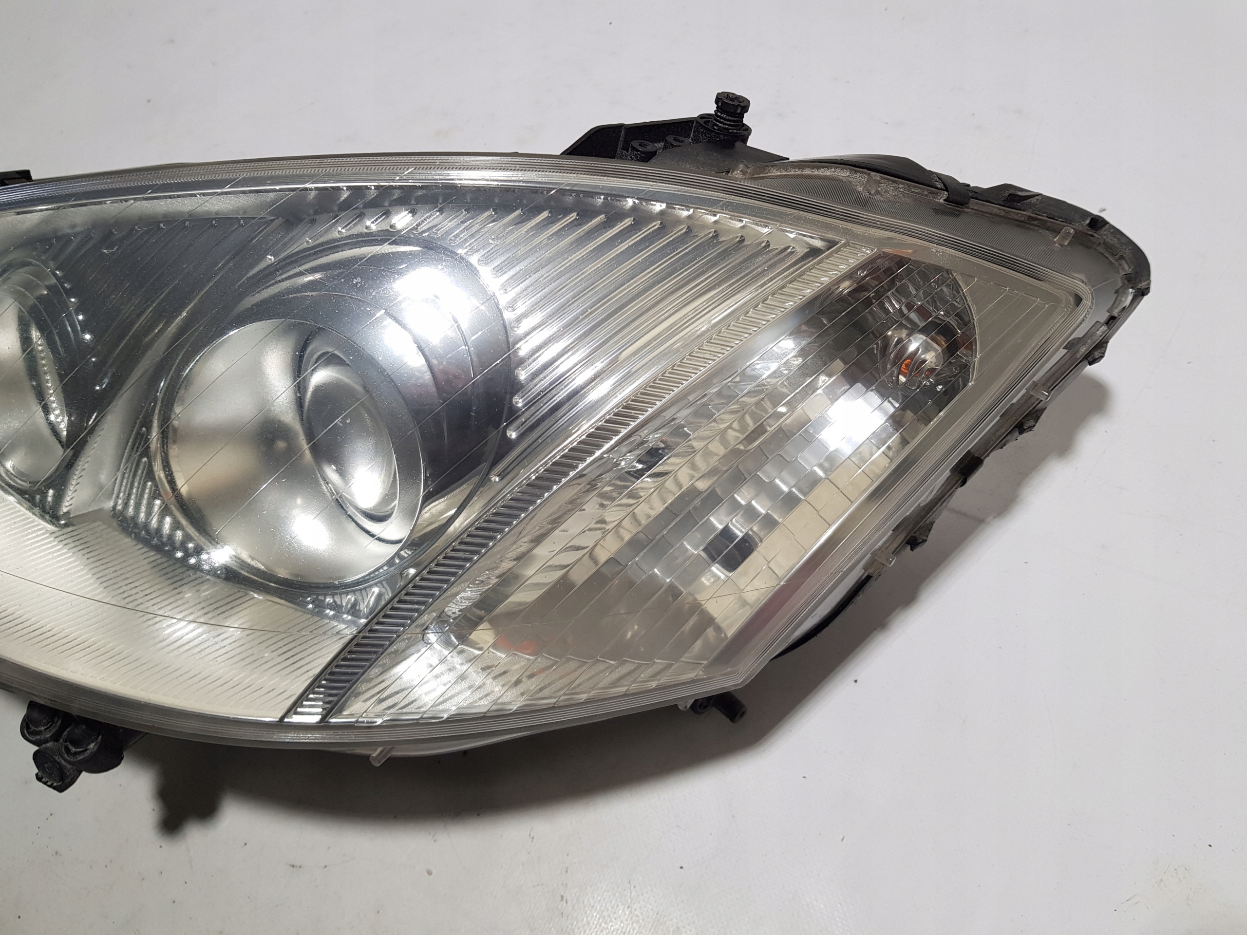 MERCEDES S-KLASA W221 light XENON left front