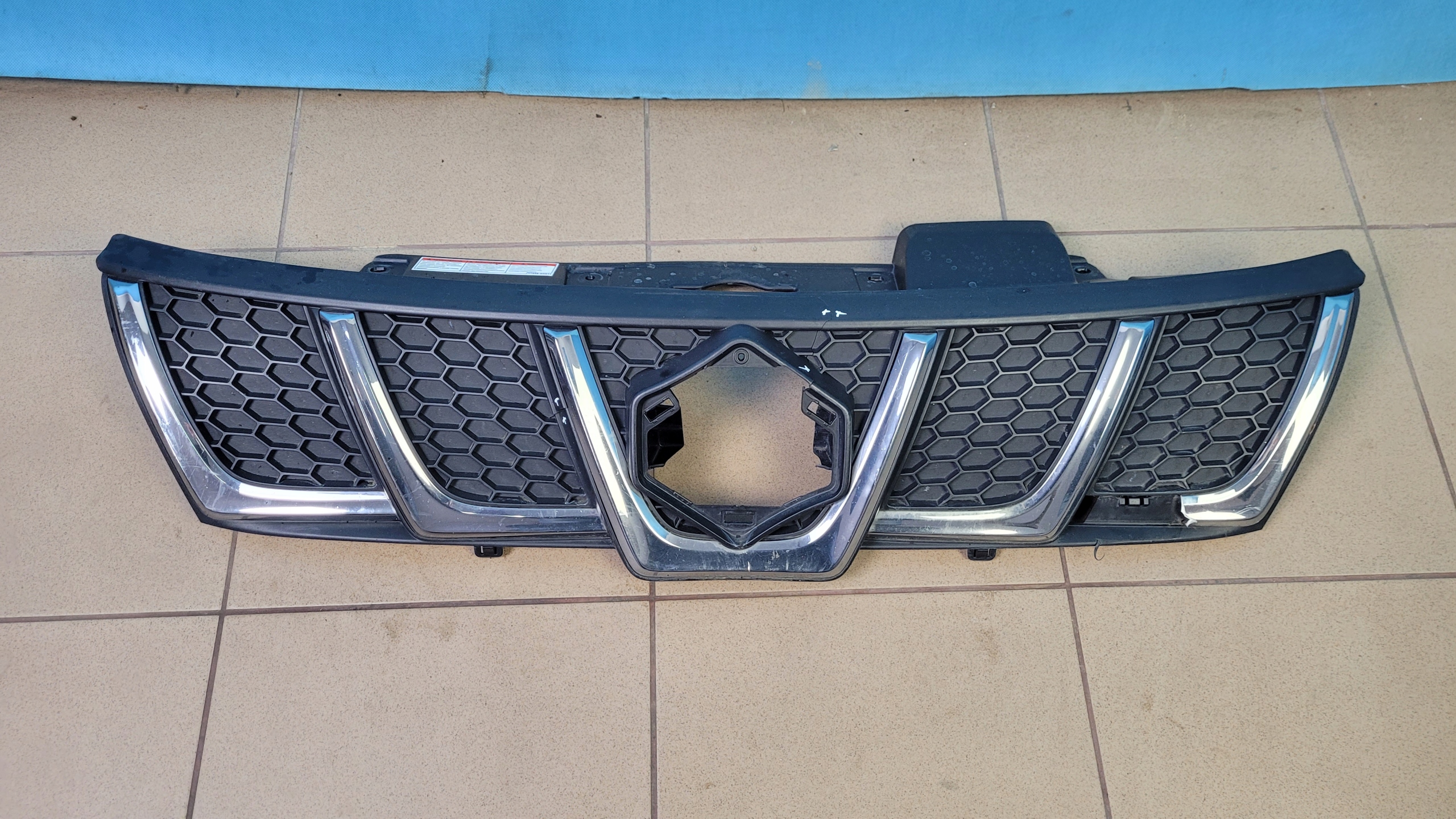 РЕШЕТКА РАДИАТОРА VITARA S III 72121-54P0 72111-60R0