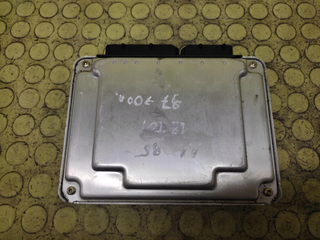 AUDI A4 B5 1.9 TDI Centralina Motore 0281010094