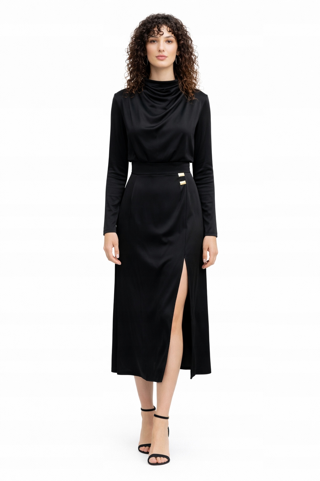 Černé Šaty S Lodičkovým Výstřihem A Dlouhým Rukávem L I4A