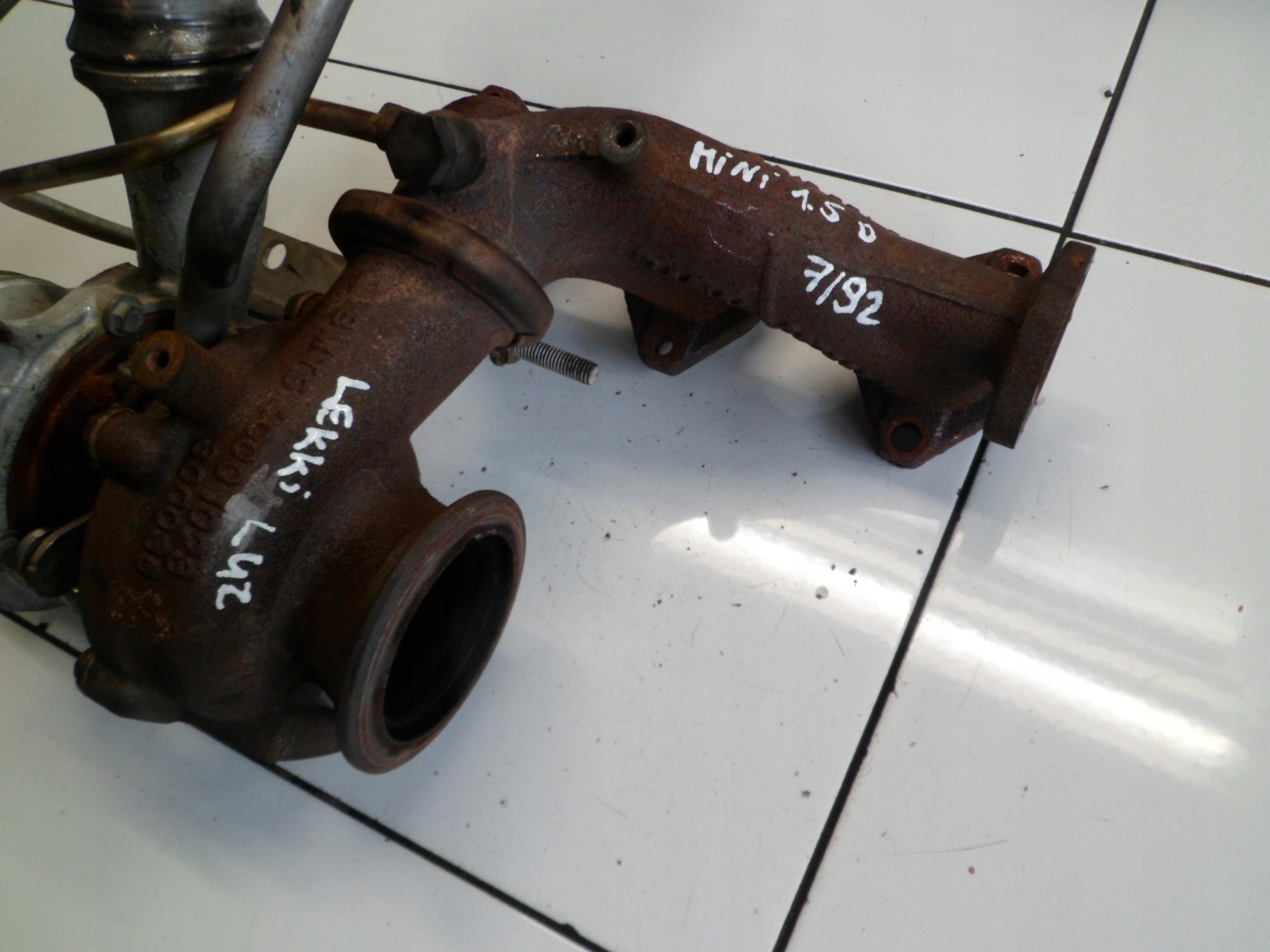 BMW MINI COOPER F55 1.5D turbo 8511719