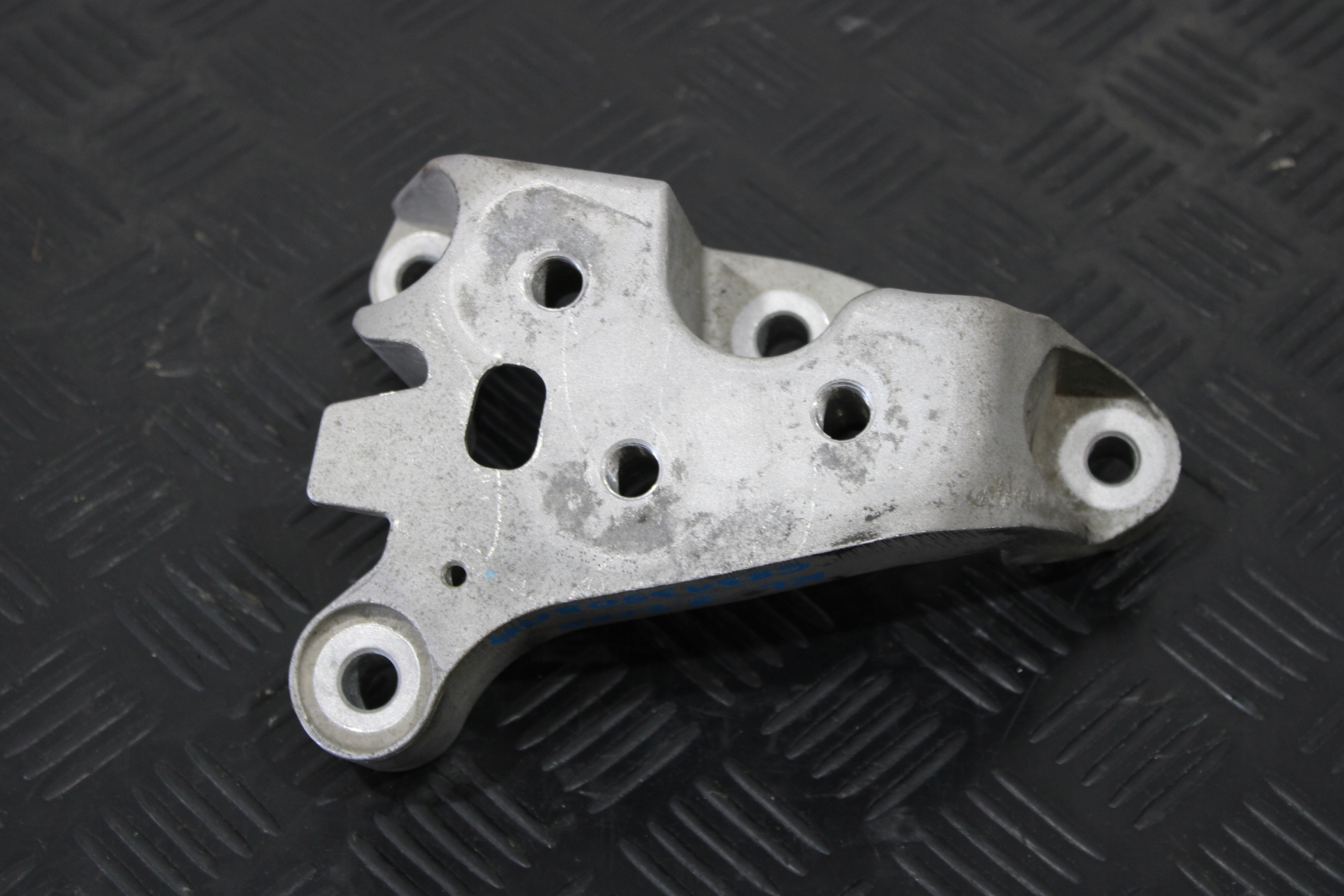 supporto staffa cambio ingranaggi 68313508AA JEEP CHEROKEE V 5 KL