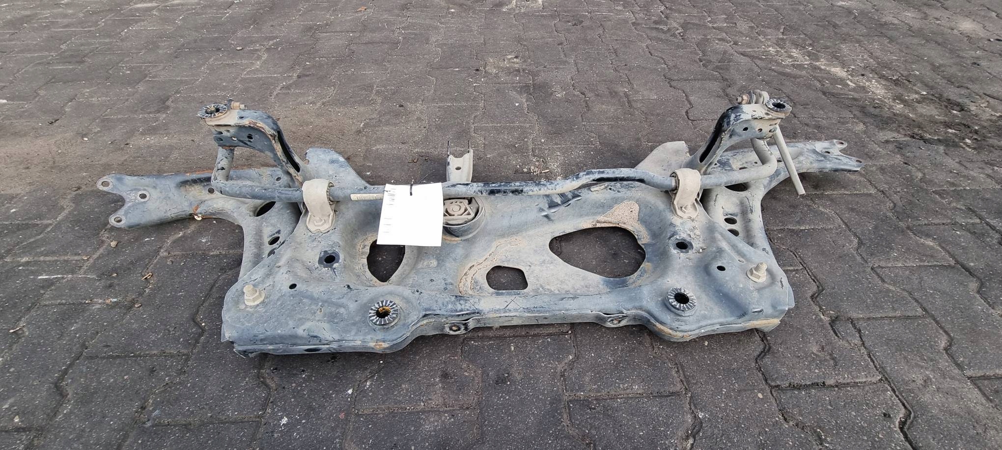 axle beam front SKODA OCTAVIA III
