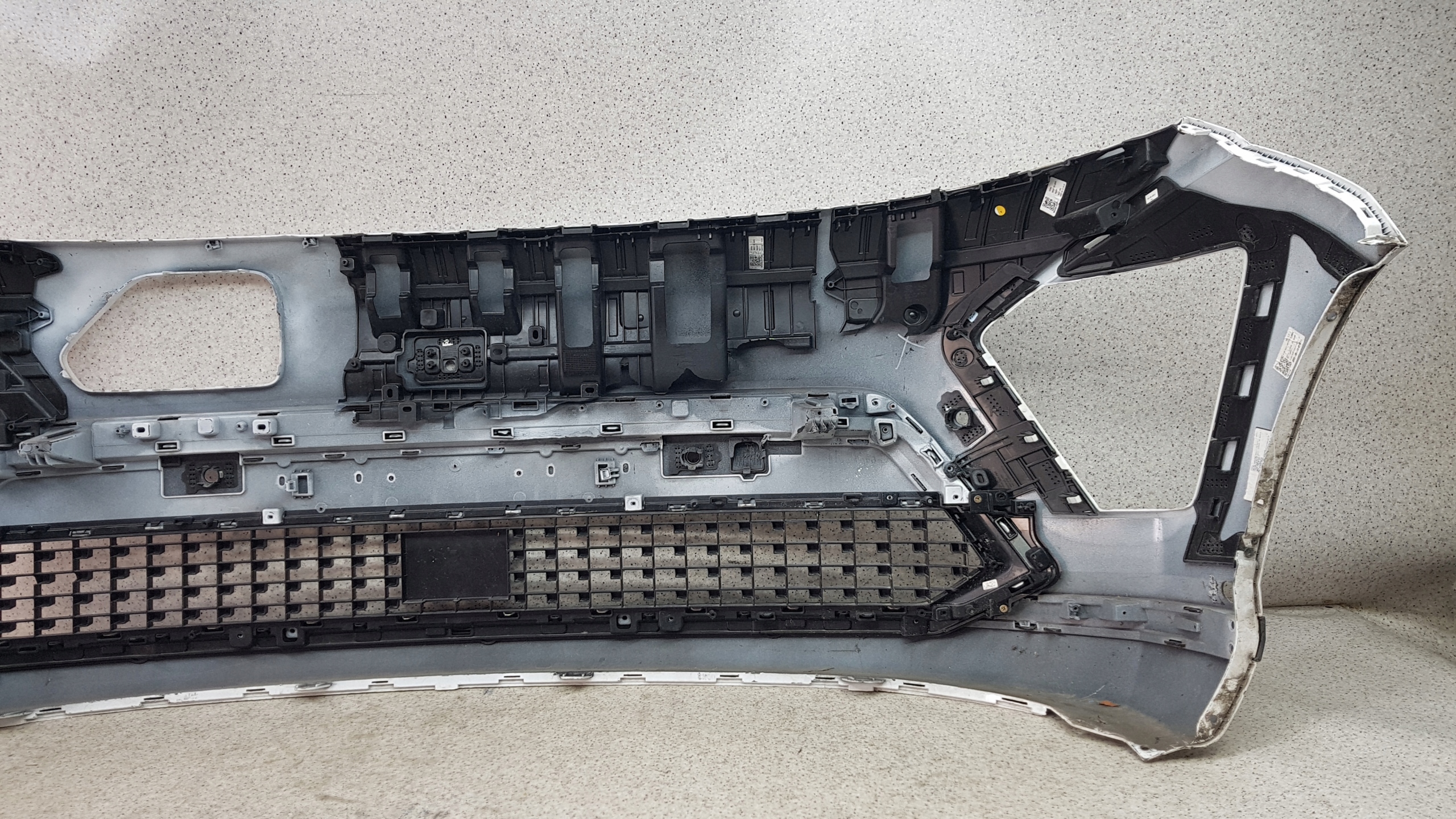 HYUNDAI KONA 2 II EV ELECTRIC 2024 - bumper front 3550