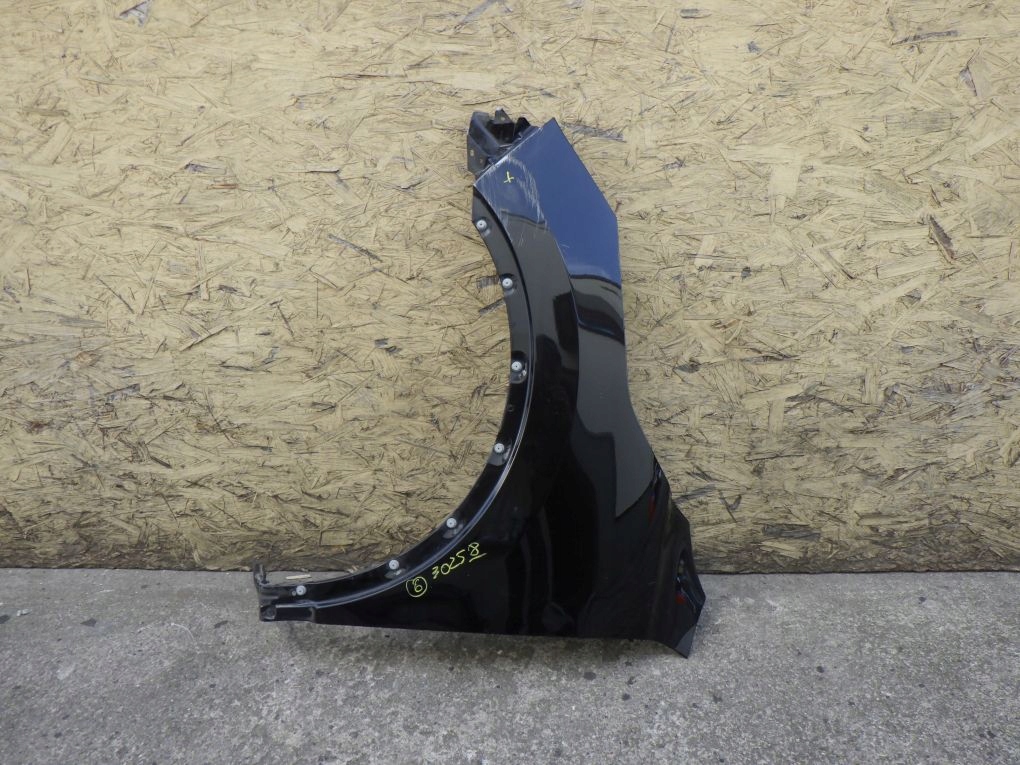 NISSAN QASHQAI II J11 13- fender front left