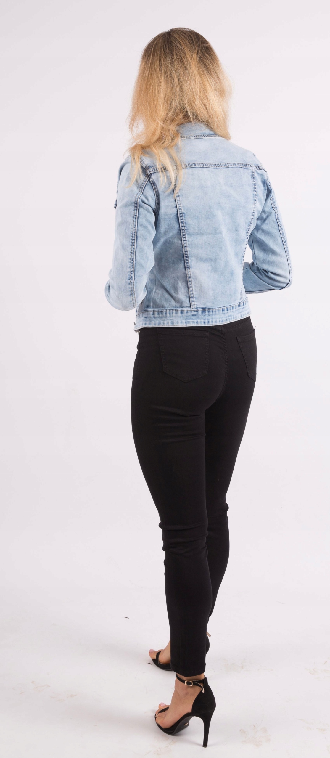 KURTKA JEANSOWA DAMSKA WIOSENNA KLASYCZNA 34/XS Rodzaj jeansowa