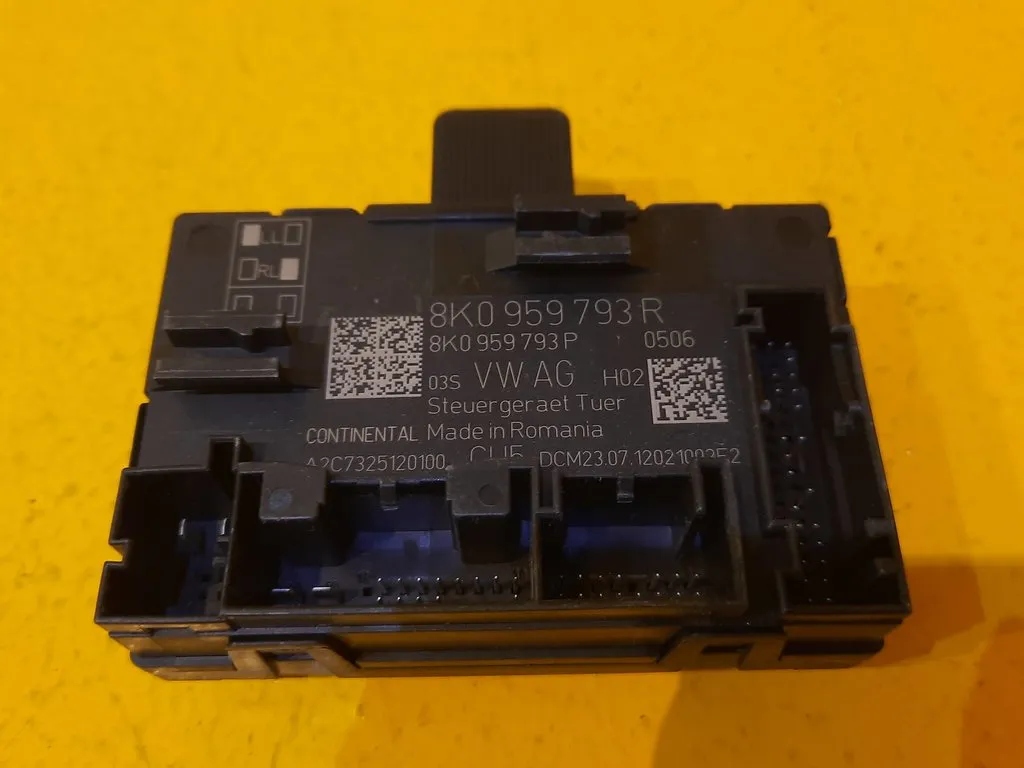 Audi A4 B8 8K модуль двери левый передний 8K0959793R