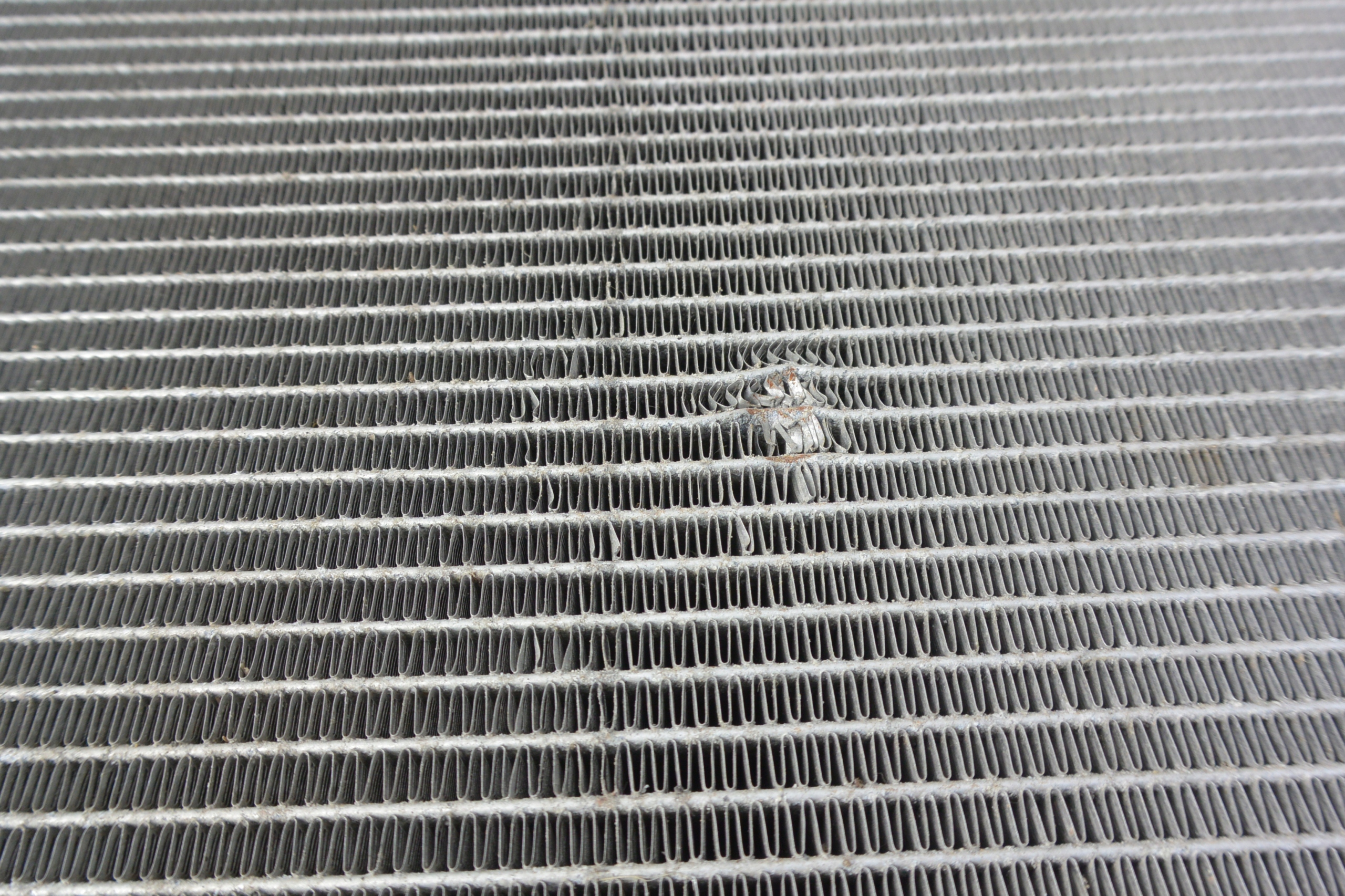 TESLA MODEL S RADIATEUR CLIMATISATION GAUCHE