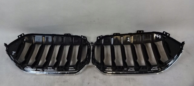 BMW 2 F44 Kühlergrill FRONTGRILL Kühlergitter - Thumbnail 4