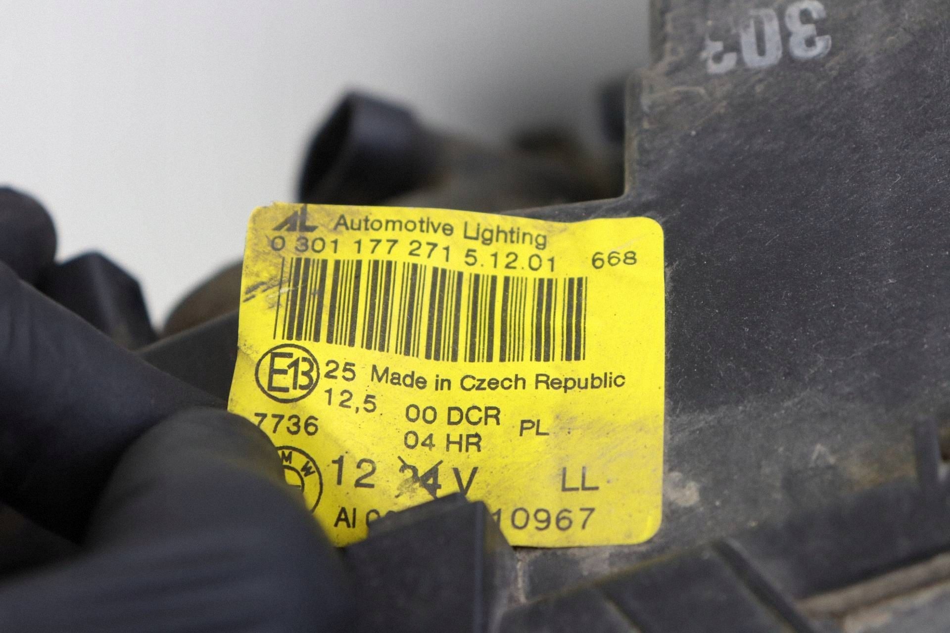 BMW 3 E46 FL light front left front XENON LIFT EUROPA 0301177271