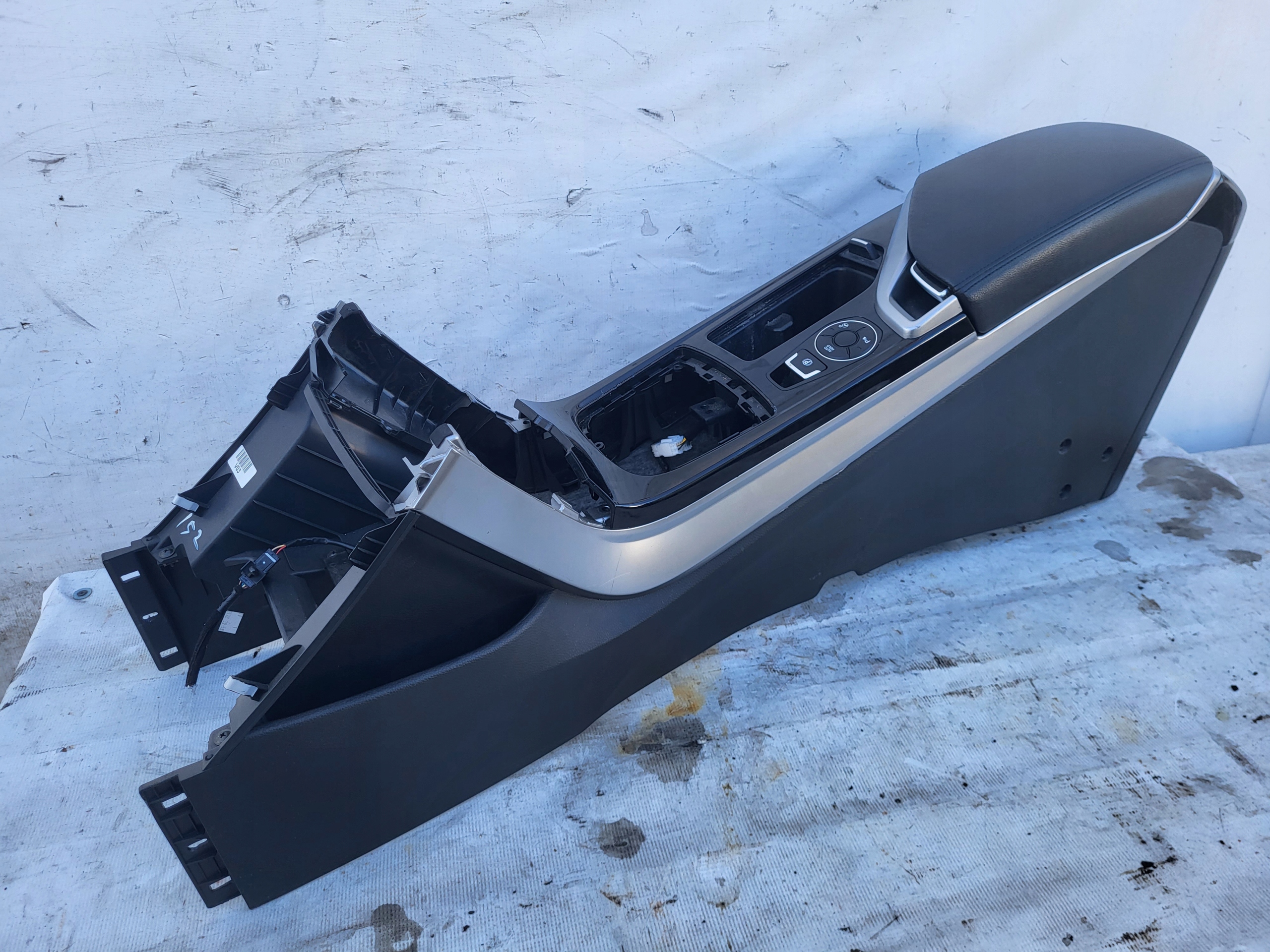 Центральный Подлокотник Hyundai I40 Европа