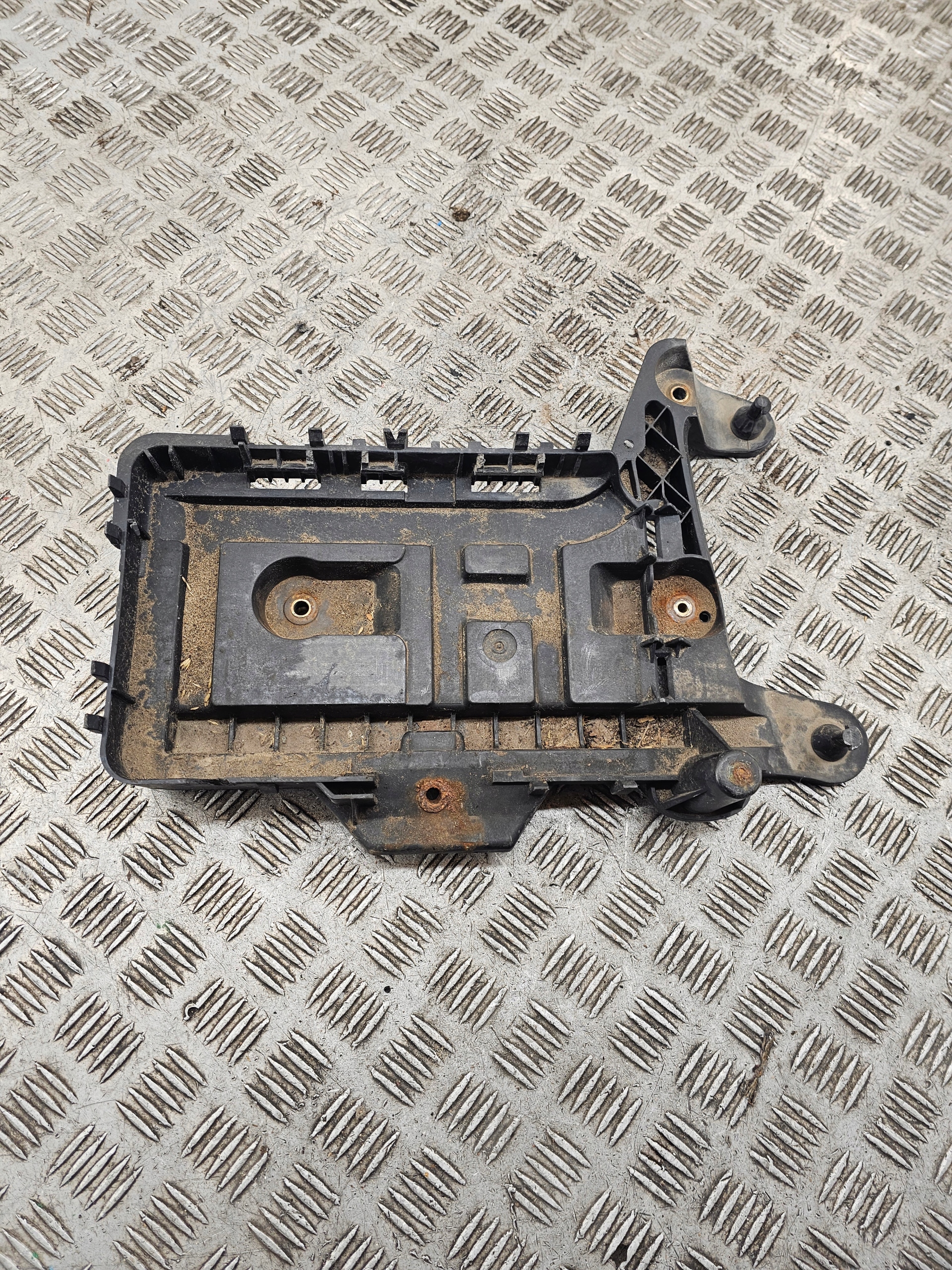 držač akumulatora Volkswagen OE 1K0915333H