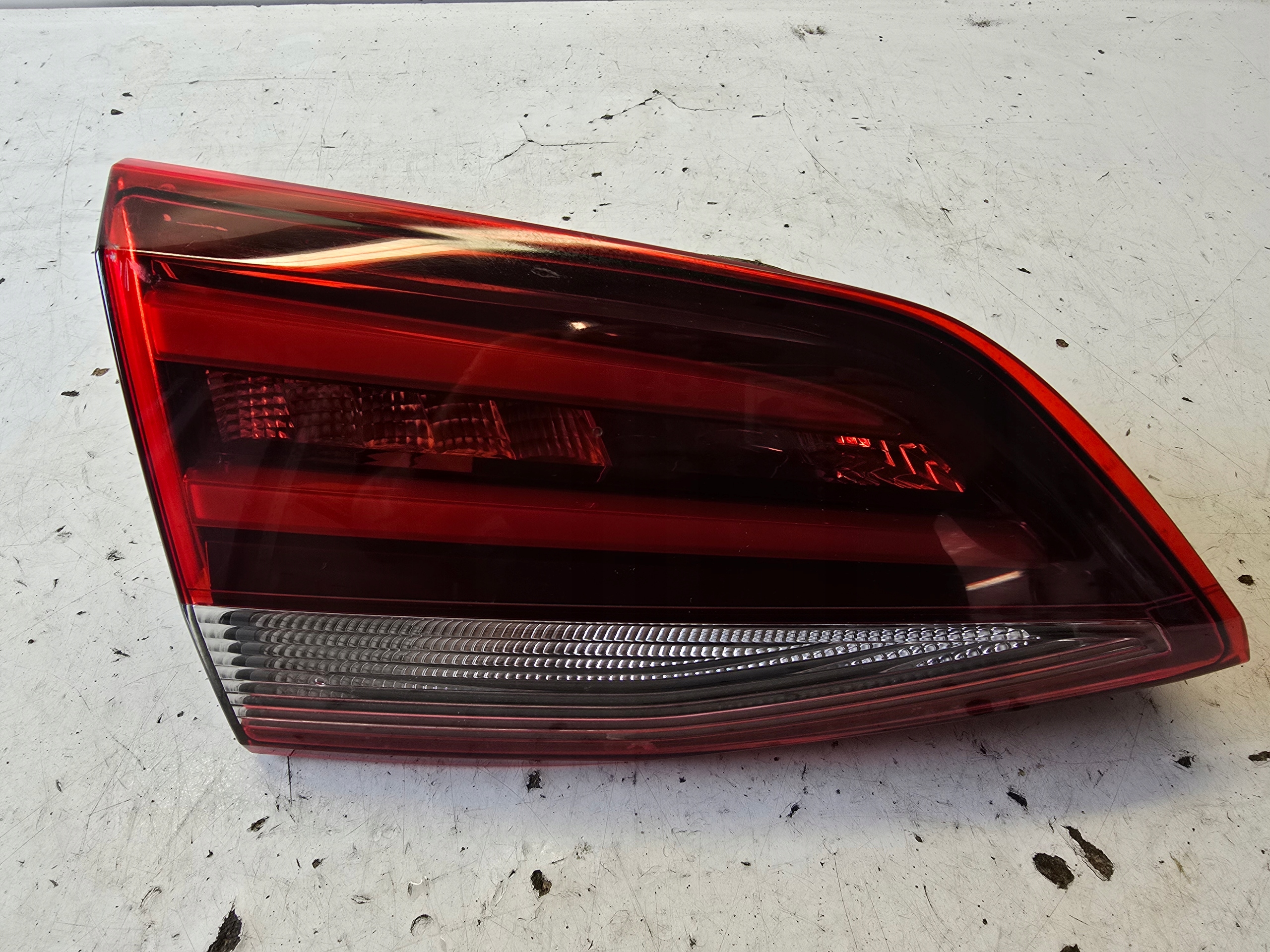 OPEL ASTRA K V KOMBI 15+ LAMPA TYLNA LEWA KLAPA LED EU!