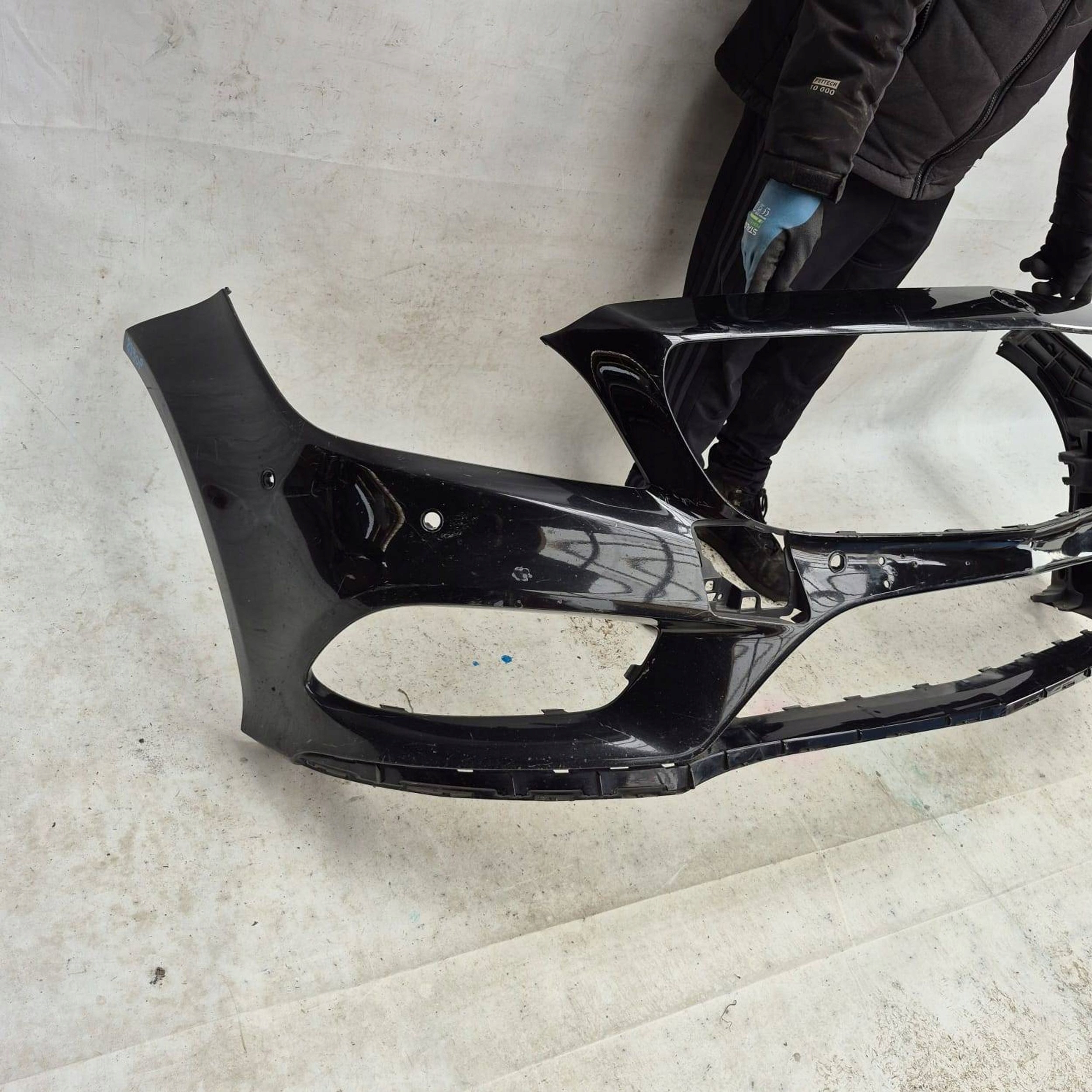 MERCEDES C218 CLS LIFT AMG bumper front front PDC
